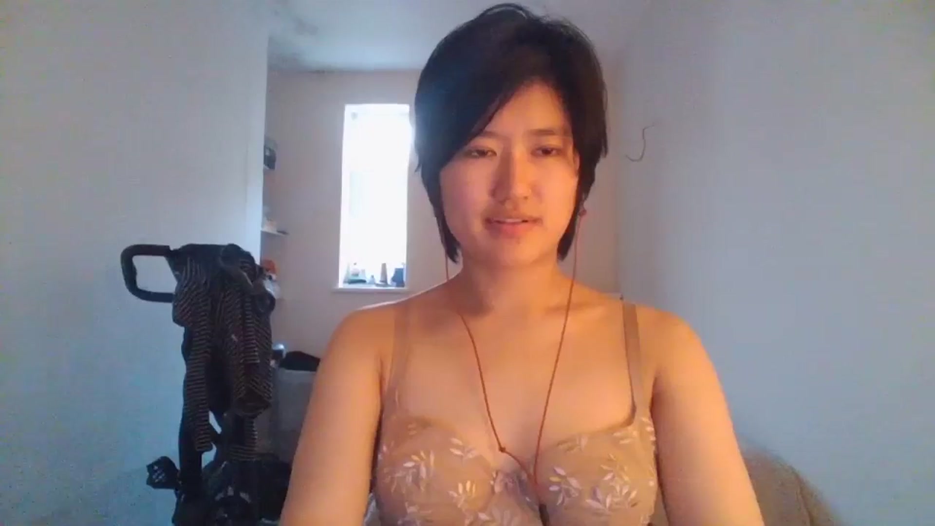 Gallery image thumbnail from asianfemale69's myfreecams stream on, 10/25/2023, 14:20 image 15 of 20