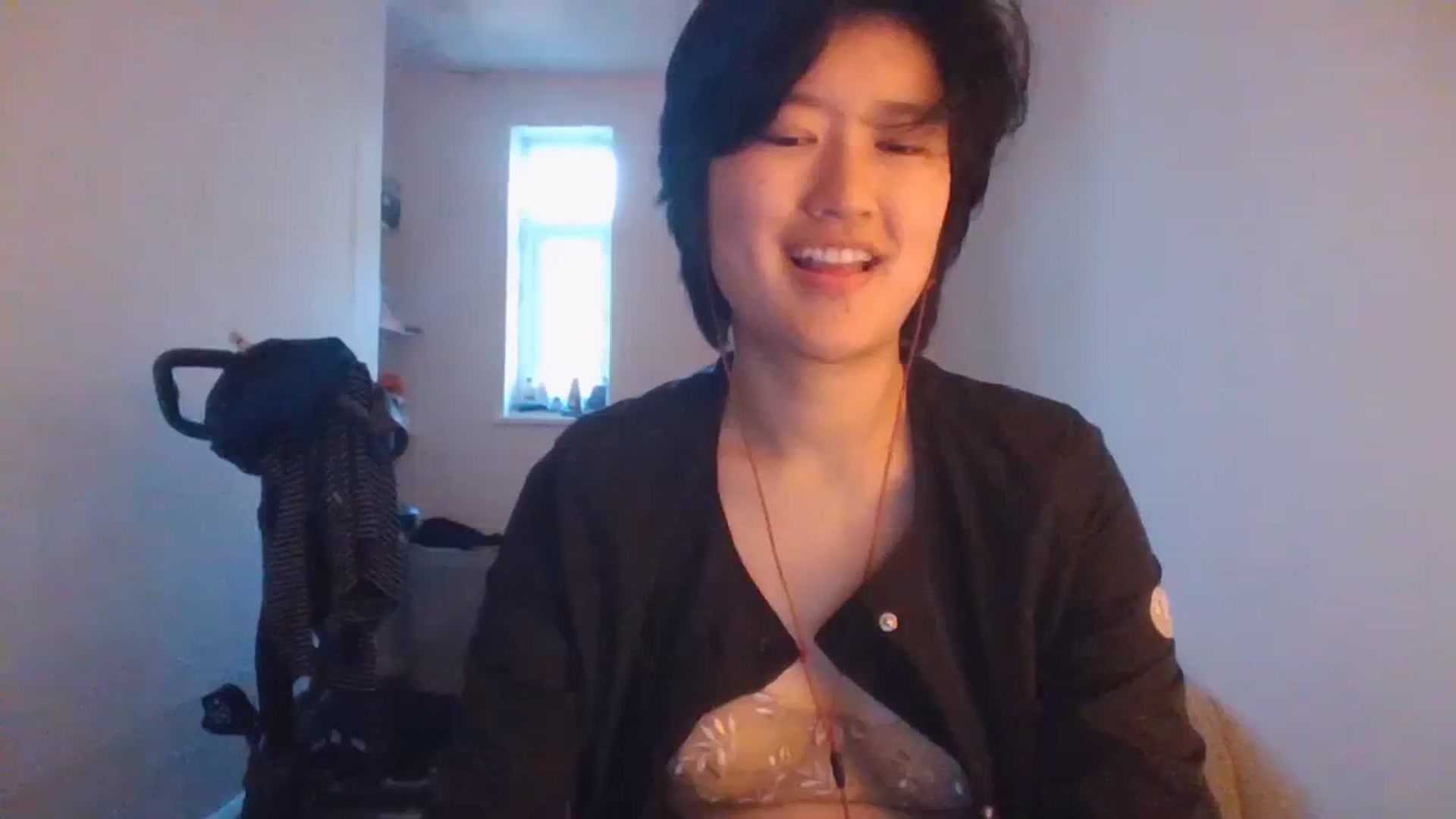 Gallery image thumbnail from asianfemale69's myfreecams stream on, 10/25/2023, 15:37 image 7 of 20