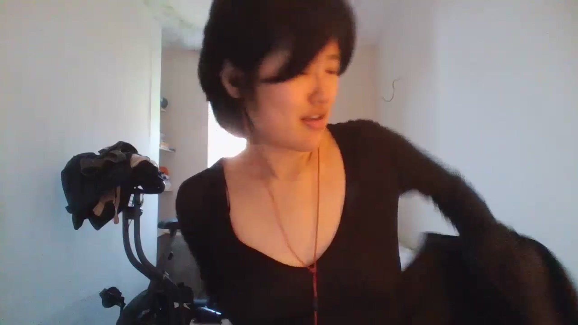 Gallery image thumbnail from asianfemale69's myfreecams stream on, 10/27/2023, 11:35 image 13 of 20