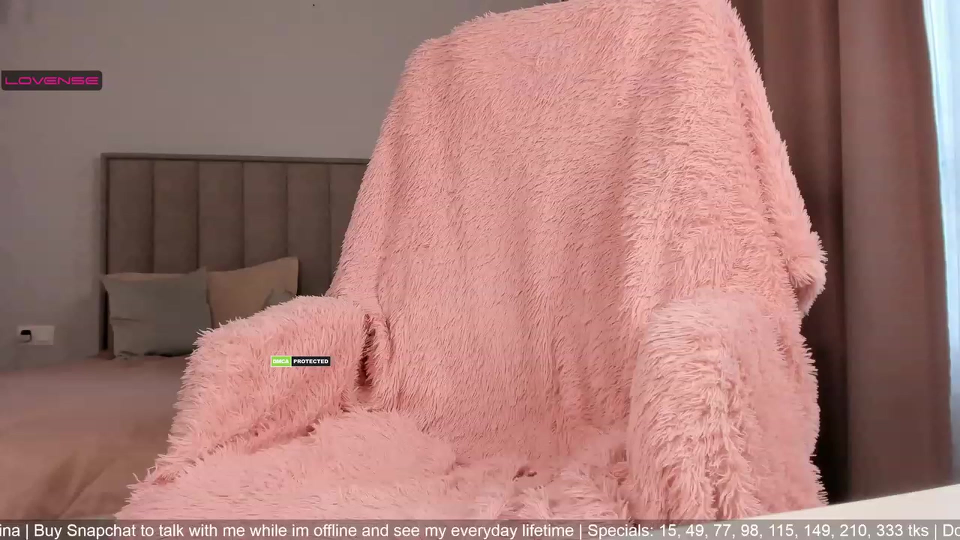 Gallery image thumbnail from assur1's myfreecams stream on, 05/24/2023, 15:02 image 8 of 20