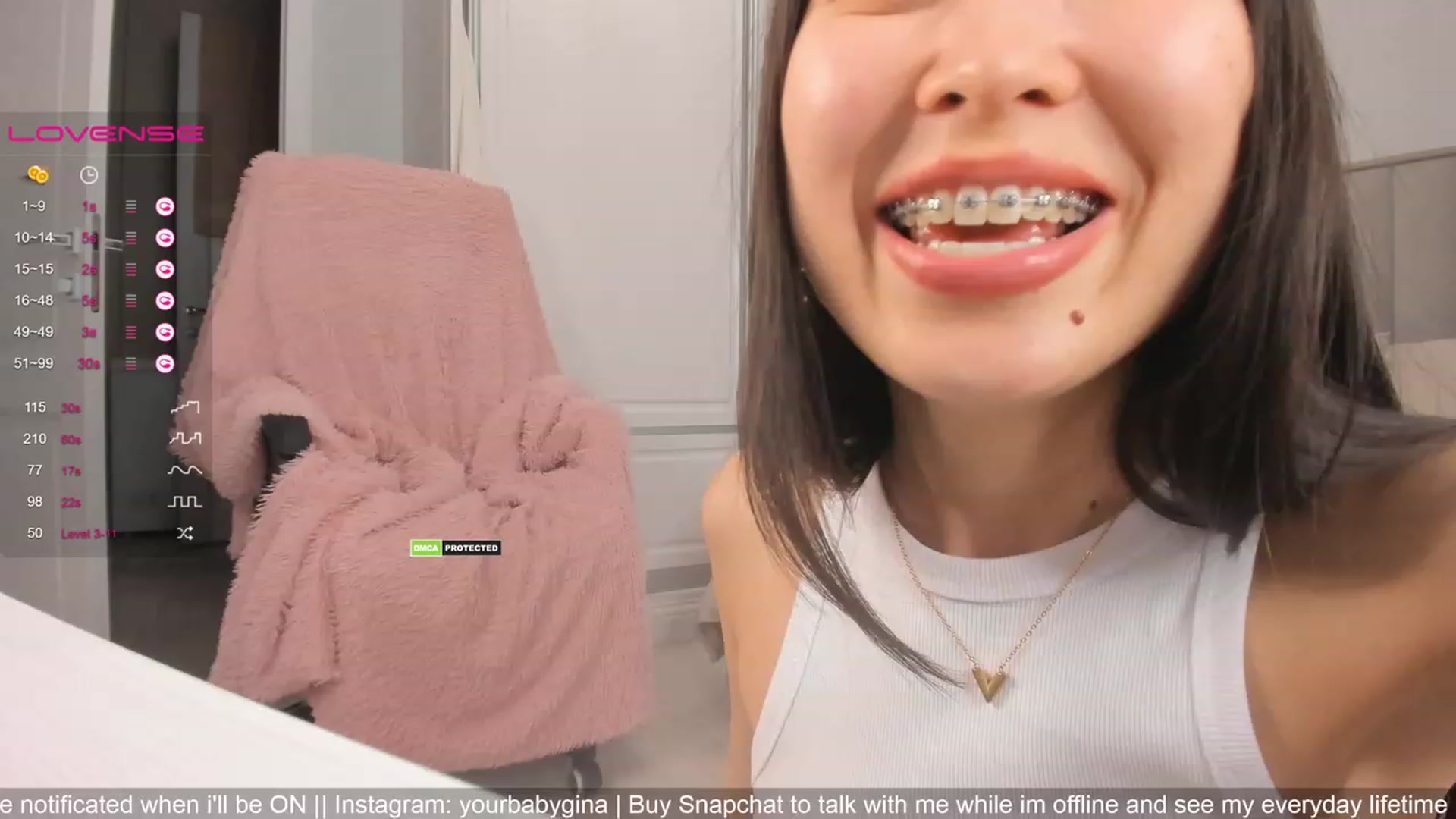 Gallery image thumbnail from assur1's myfreecams stream on, 06/24/2023, 16:49 image 18 of 20