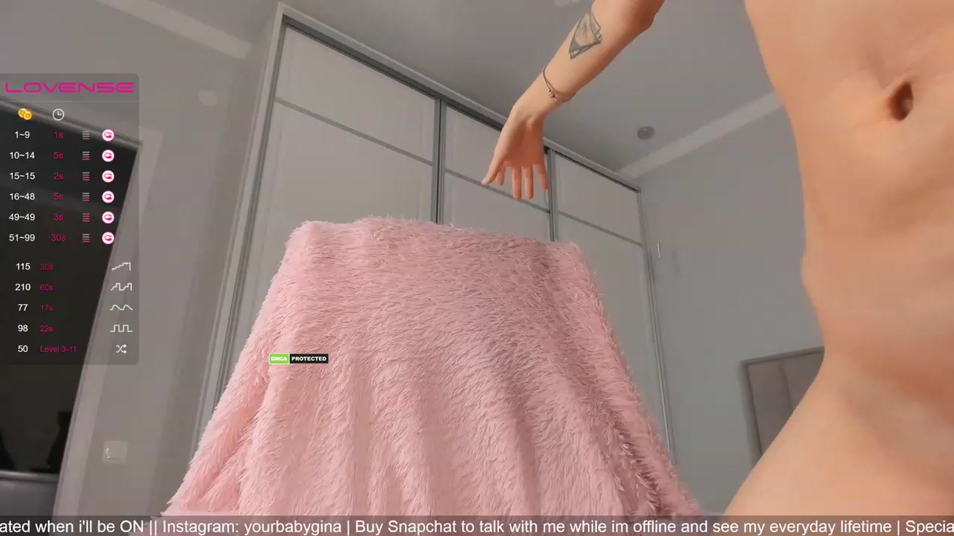 Gallery image thumbnail from assur1's myfreecams stream on, 07/25/2023, 16:47 image 13 of 20