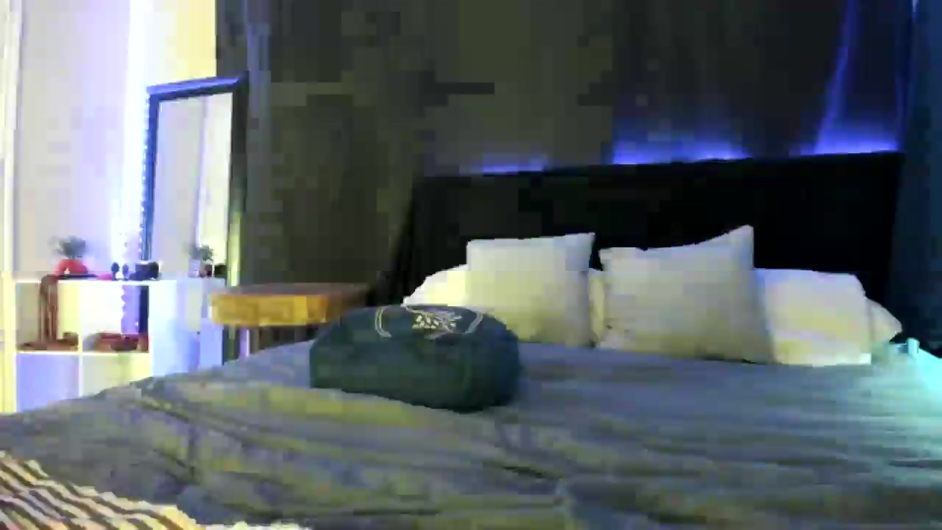 Gallery image thumbnail from astrolee's myfreecams stream on, 02/17/2026, 21:10 image 15 of 20