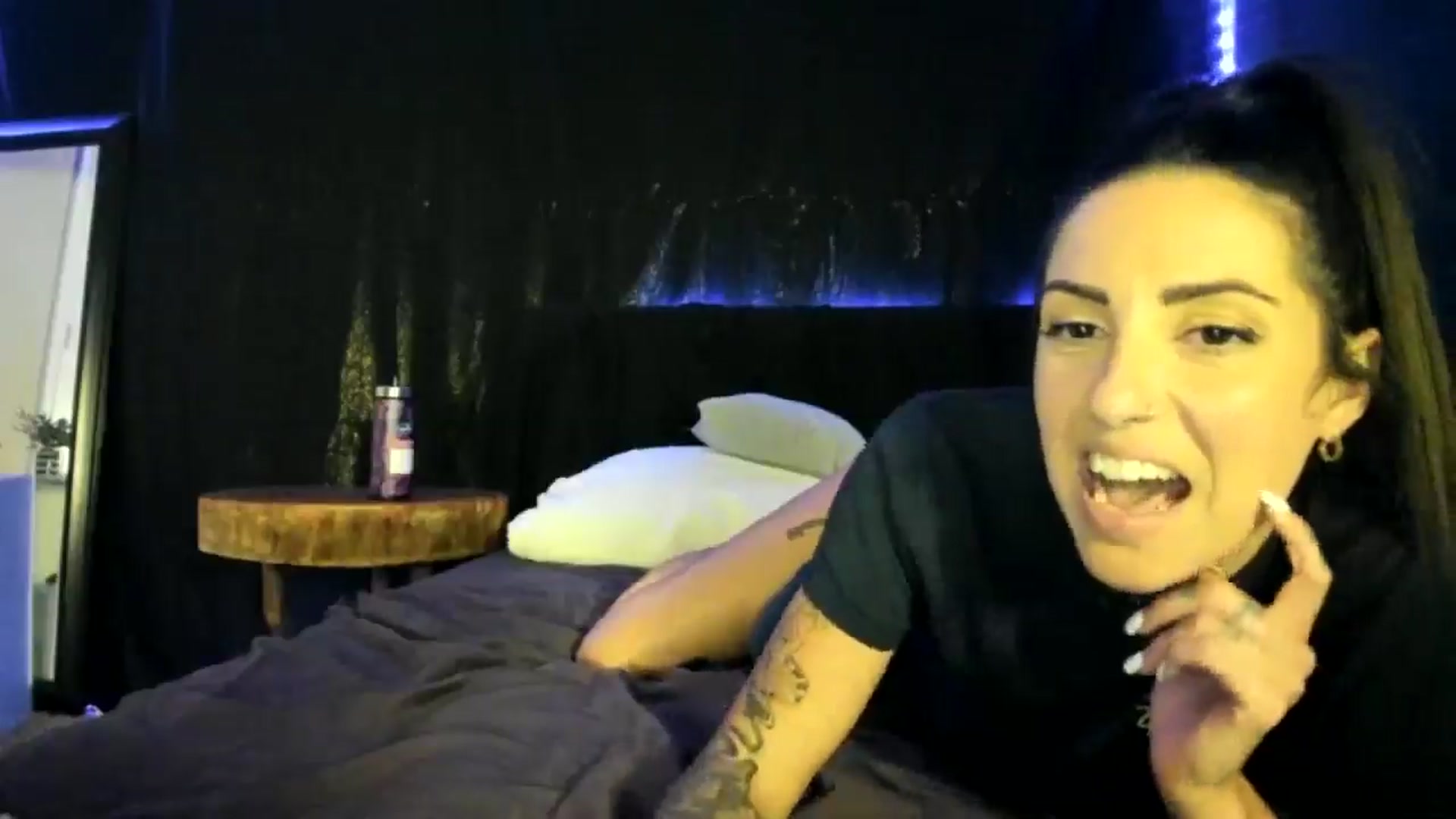 Gallery image thumbnail from astrolee's myfreecams stream on, 05/07/2026, 03:41 image 20 of 20