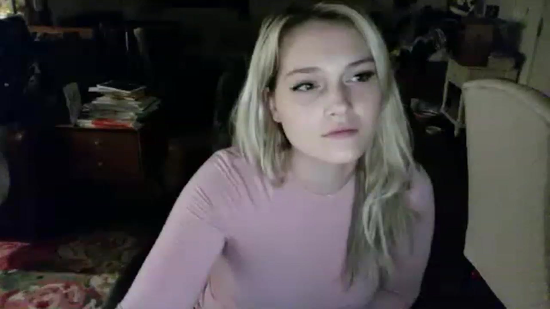 Gallery image thumbnail from aurora_22's myfreecams stream on, 11/17/2022, 08:36 image 20 of 20