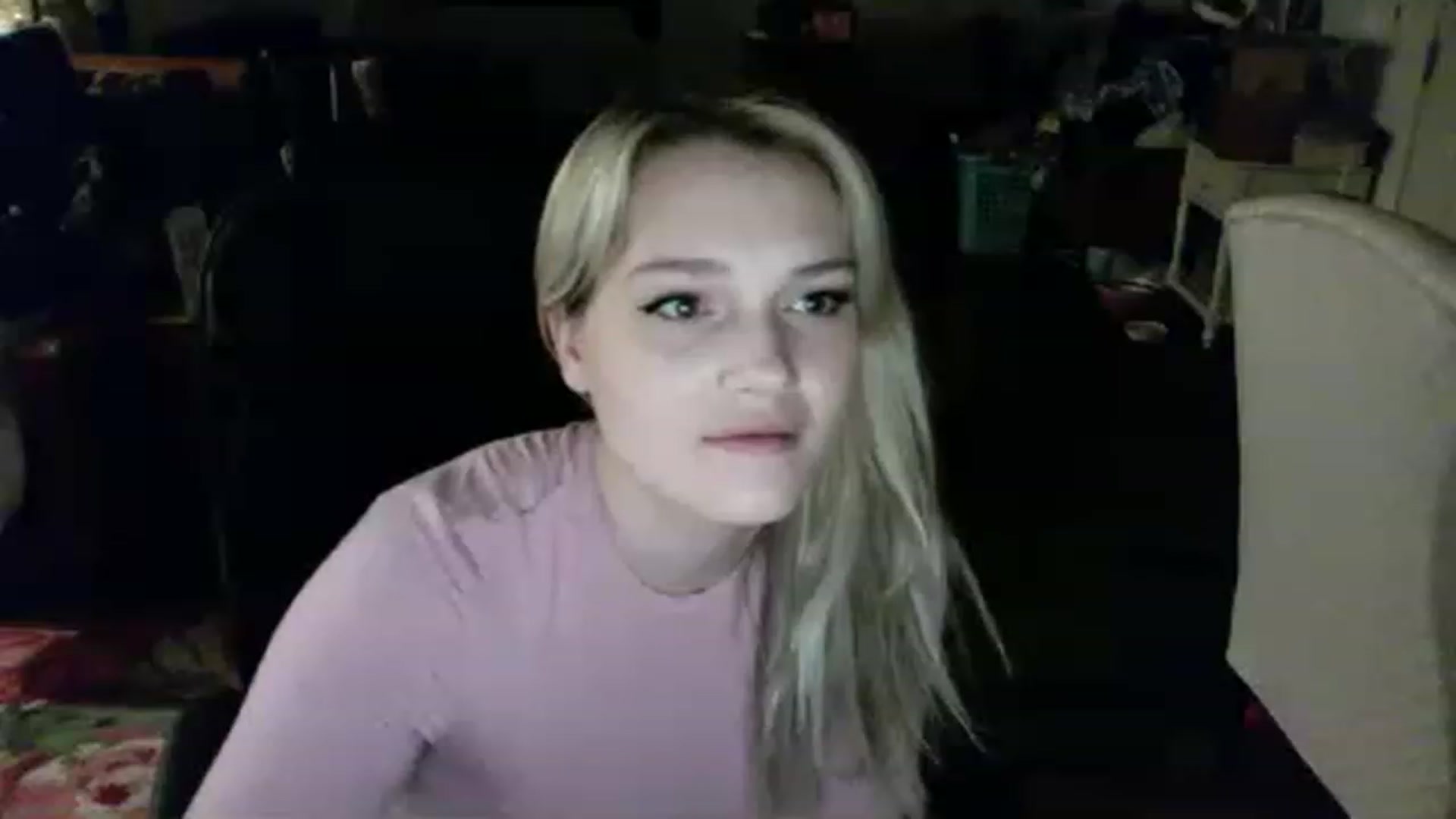 Gallery image thumbnail from aurora_22's myfreecams stream on, 11/17/2022, 08:36 image 4 of 20