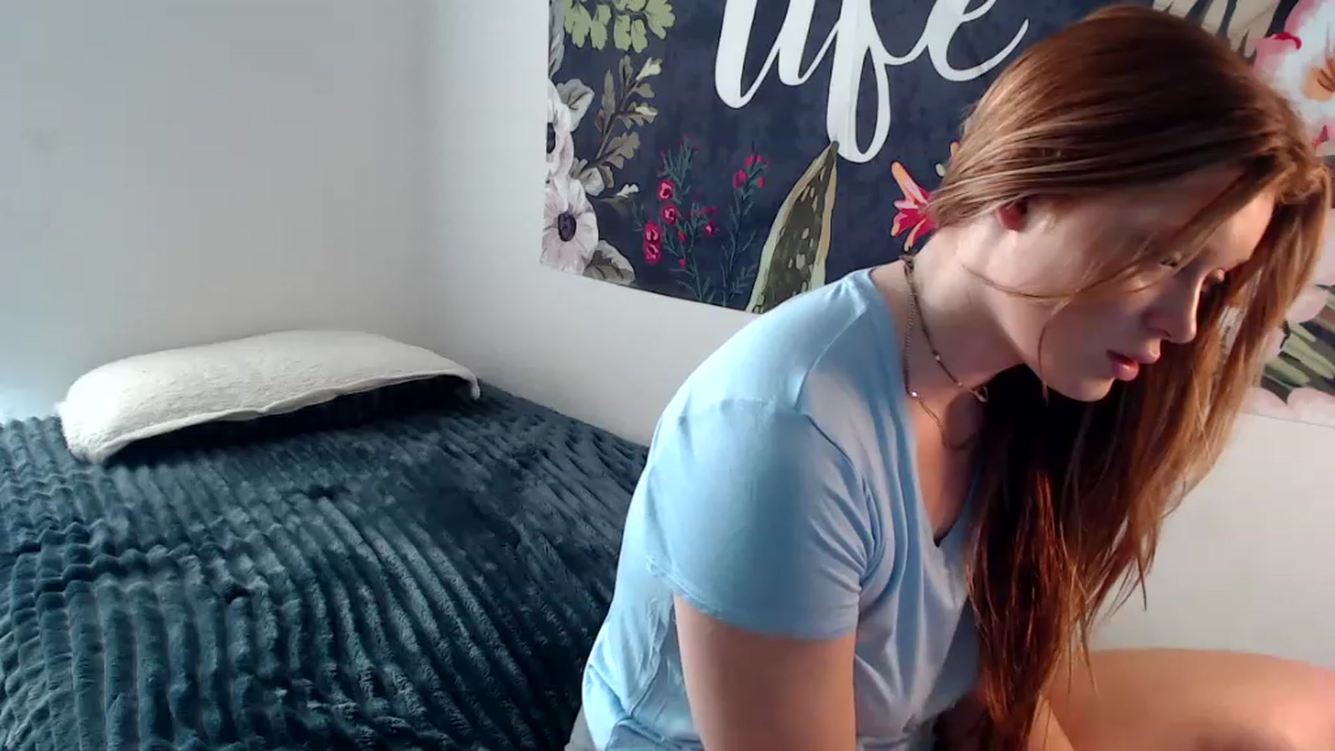 Gallery image thumbnail from auroralynnx's myfreecams stream on, 04/26/2023, 02:17 image 16 of 20