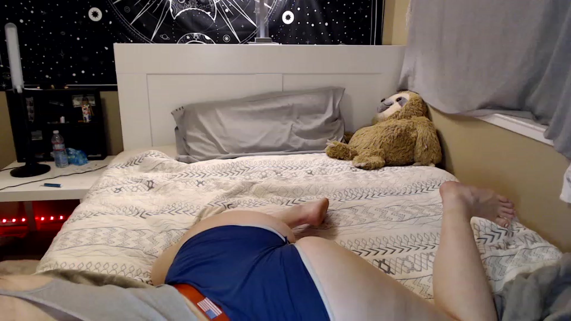 Gallery image thumbnail from auroralynnx's myfreecams stream on, 05/03/2023, 05:45 image 9 of 20