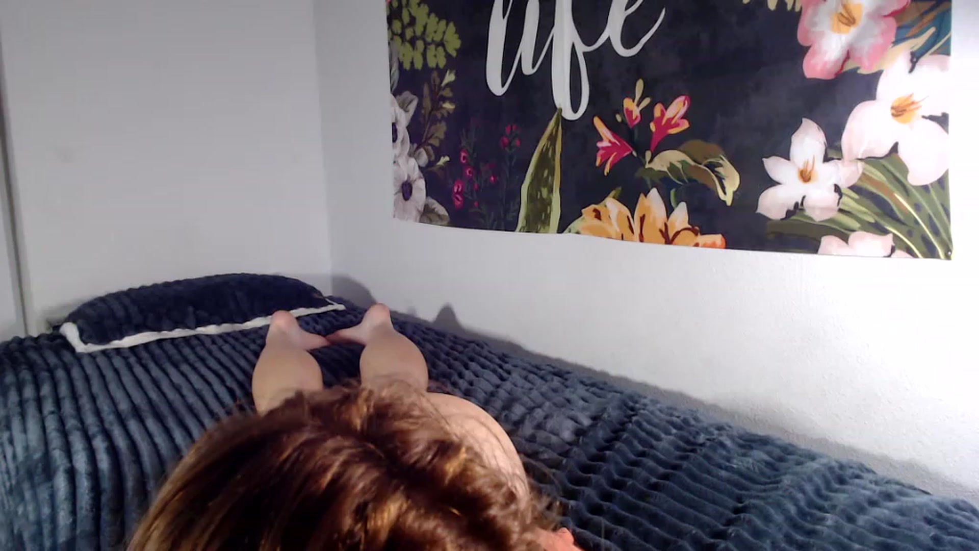 Gallery image thumbnail from auroralynnx's myfreecams stream on, 05/14/2023, 07:35 image 7 of 20