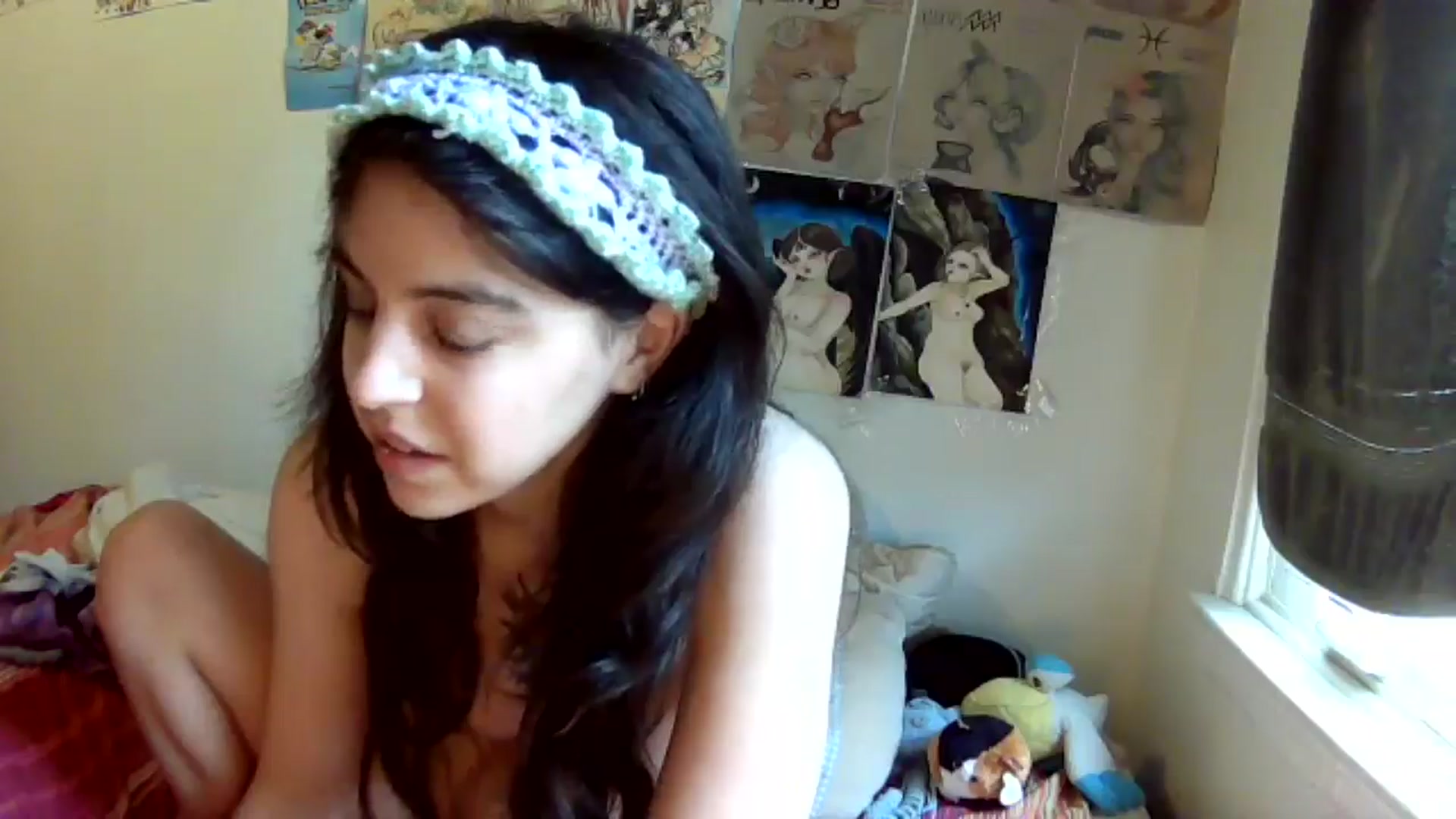 Gallery image thumbnail from auroravenom's myfreecams stream on, 05/21/2025, 17:01 image 5 of 20