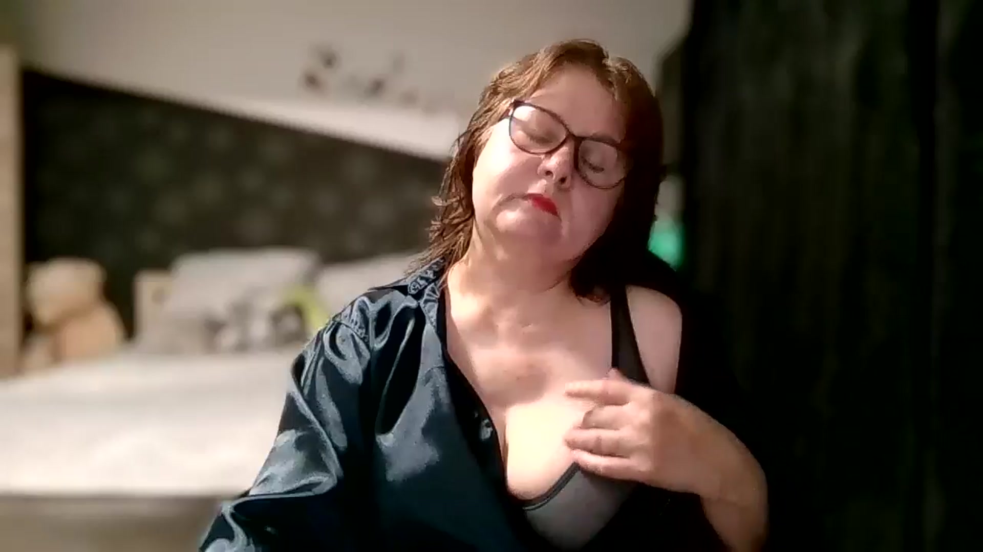 Gallery image thumbnail from autumnlove's myfreecams stream on, 10/14/2025, 16:41 image 17 of 20