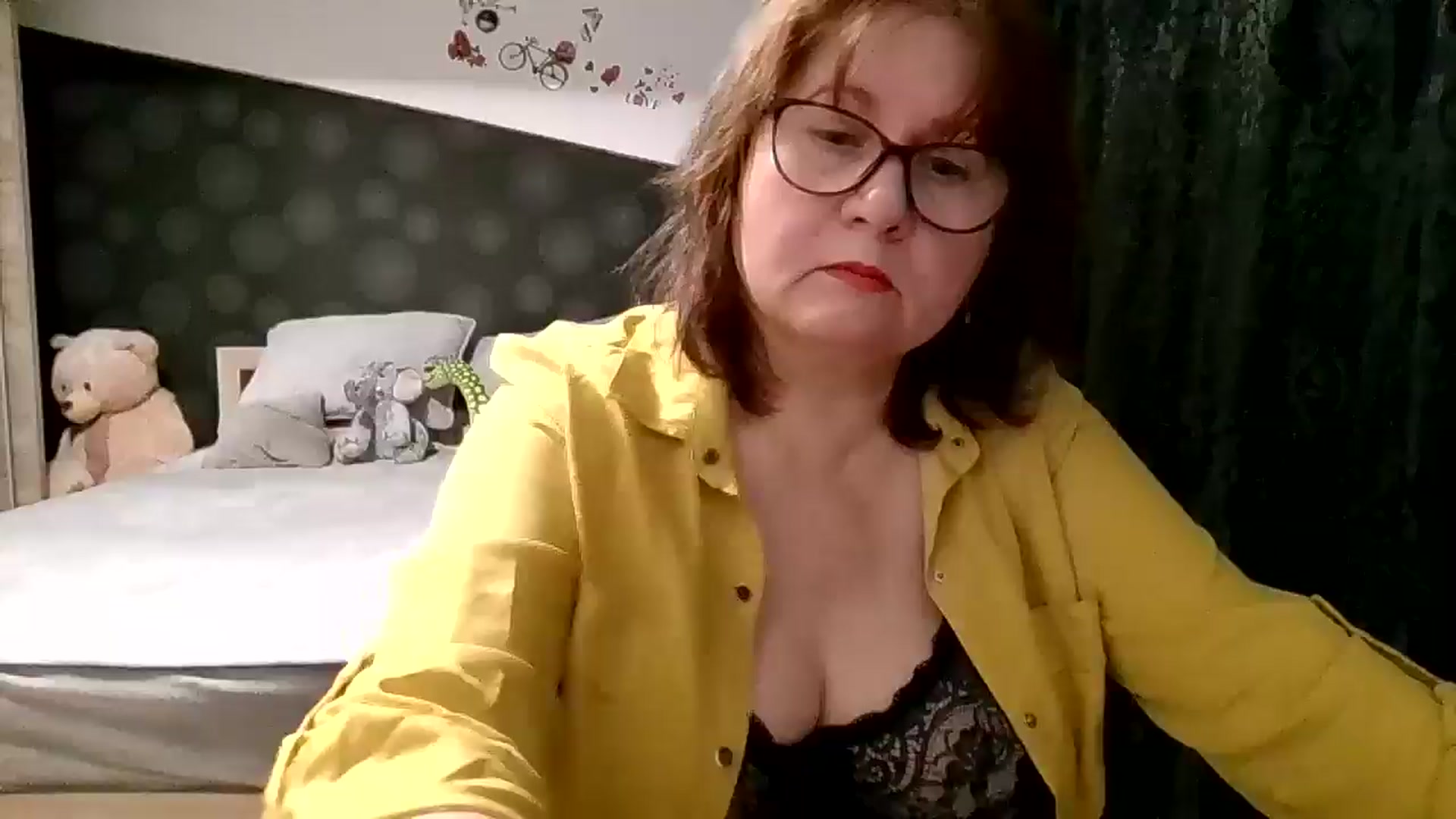 Gallery image thumbnail from autumnlove's myfreecams stream on, 10/21/2025, 15:29 image 19 of 20