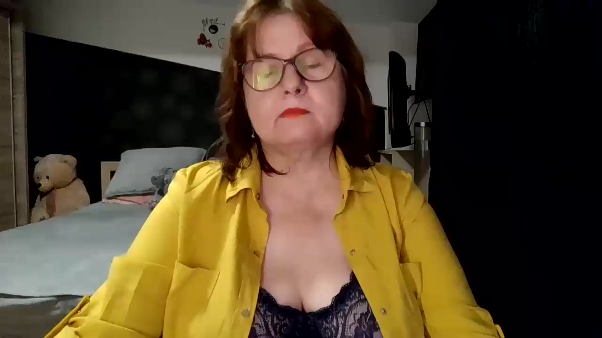 Gallery image thumbnail from autumnlove's myfreecams stream on, 10/21/2025, 21:07 image 20 of 20