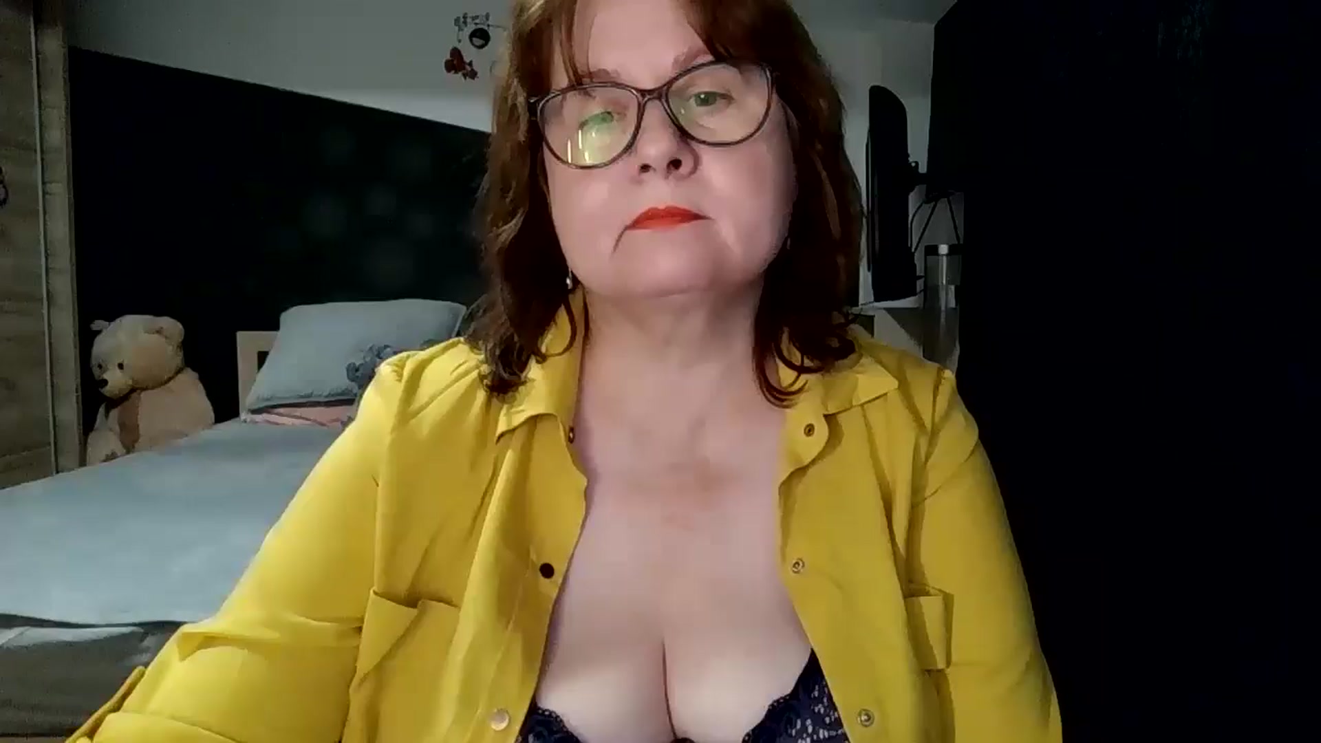 Gallery image thumbnail from autumnlove's myfreecams stream on, 10/21/2025, 21:58 image 15 of 20