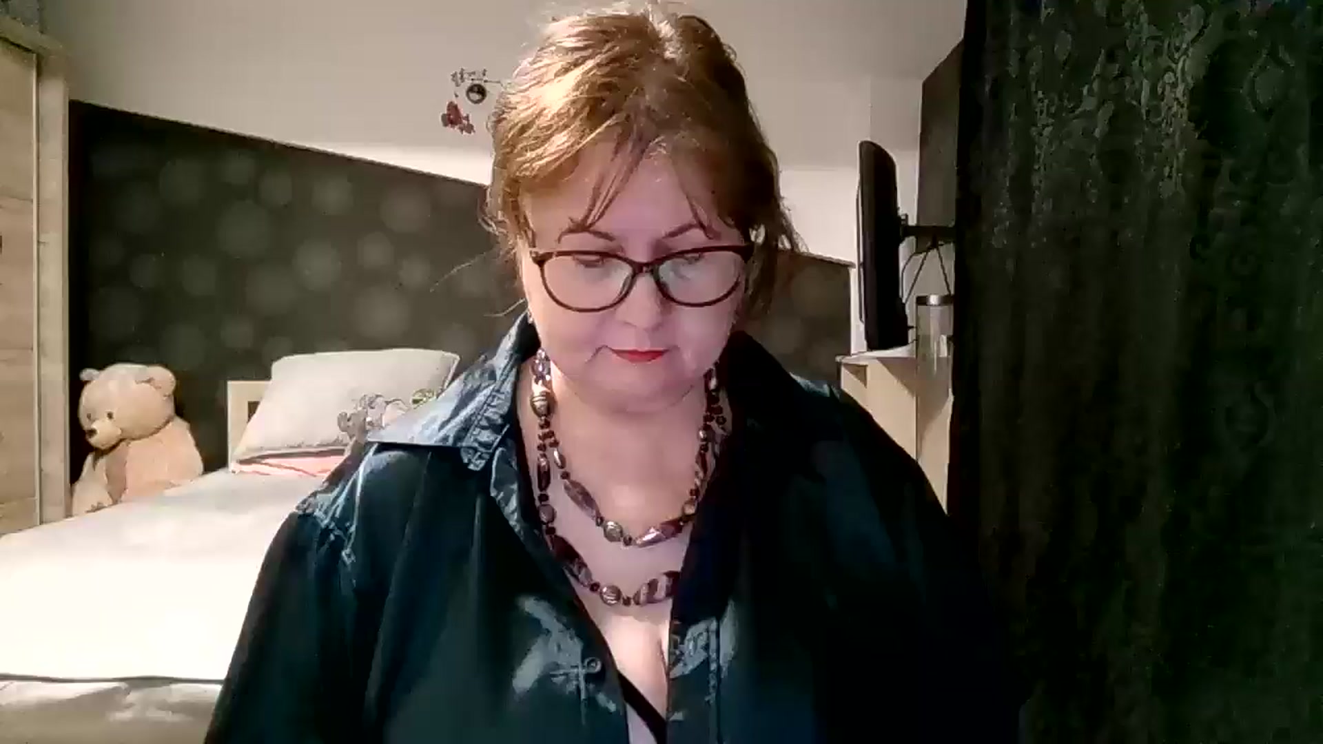 Gallery image thumbnail from autumnlove's myfreecams stream on, 10/22/2025, 23:19 image 14 of 20
