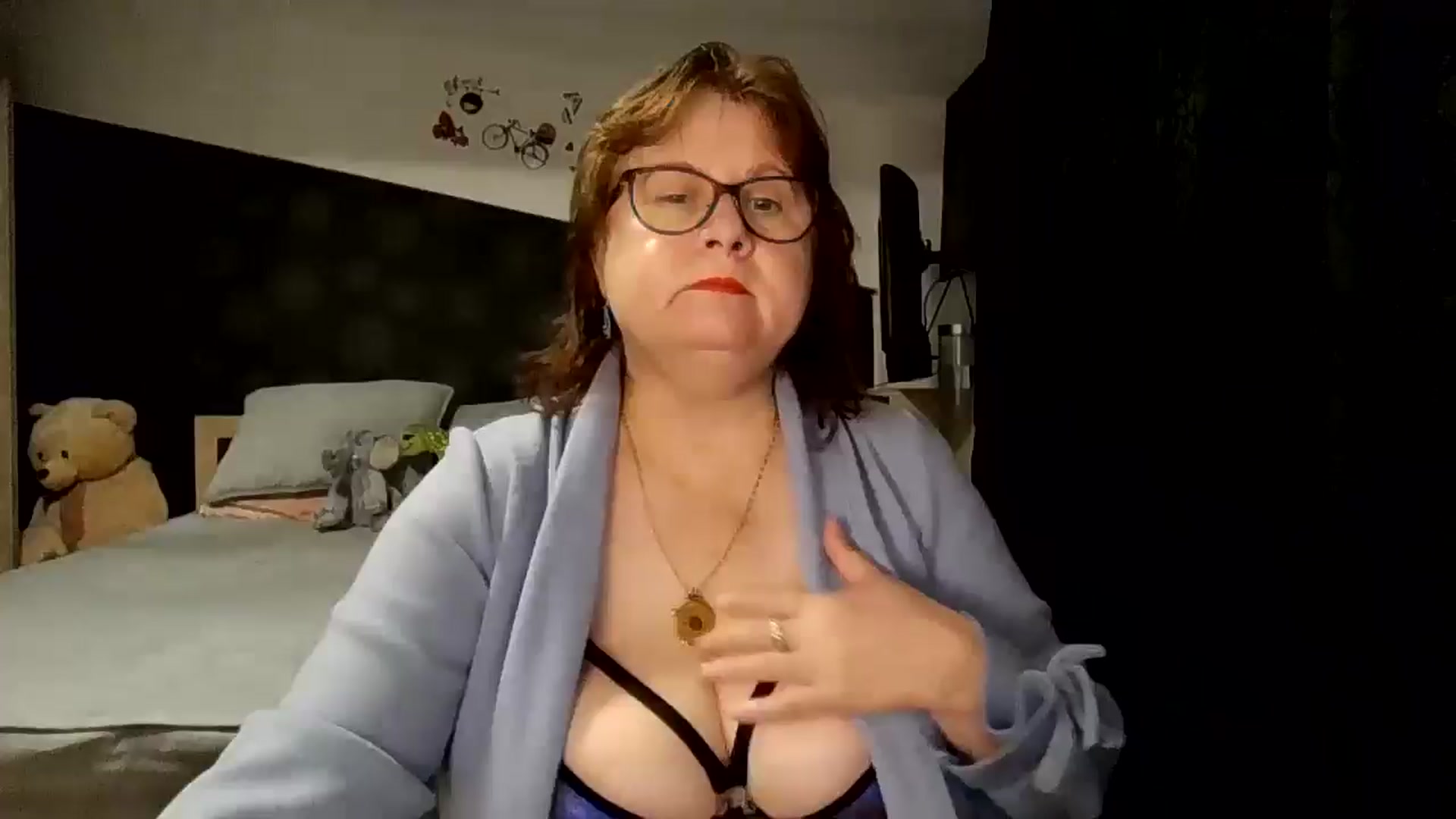 Gallery image thumbnail from autumnlove's myfreecams stream on, 10/23/2025, 15:46 image 18 of 20