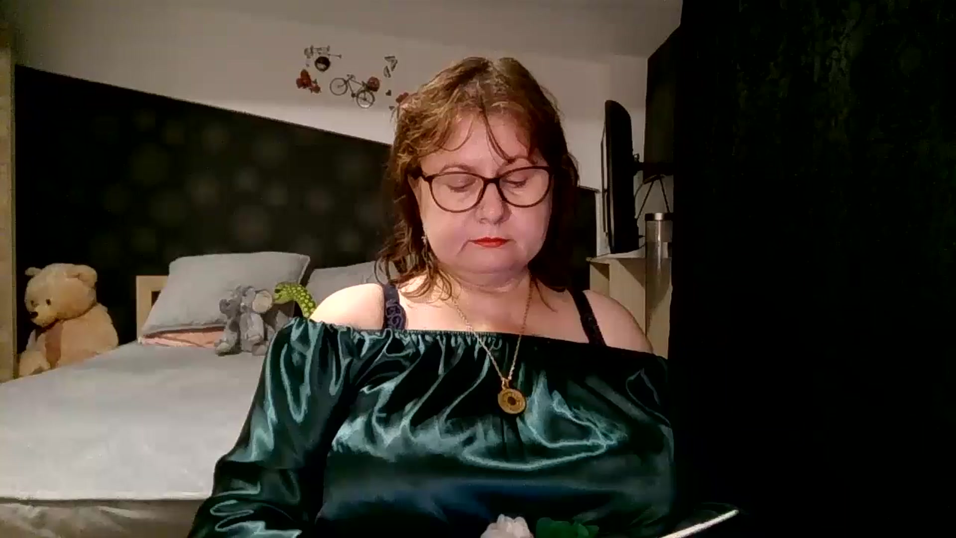 Gallery image thumbnail from autumnlove's myfreecams stream on, 10/23/2025, 22:17 image 7 of 20
