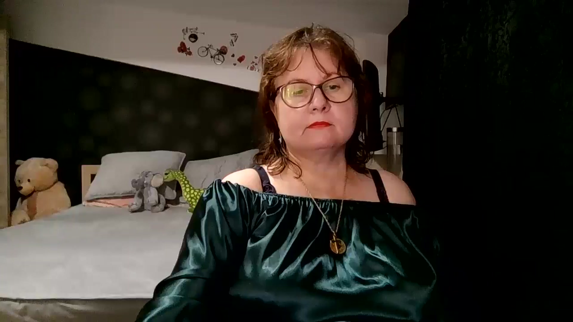 Gallery image thumbnail from autumnlove's myfreecams stream on, 10/23/2025, 22:17 image 18 of 20