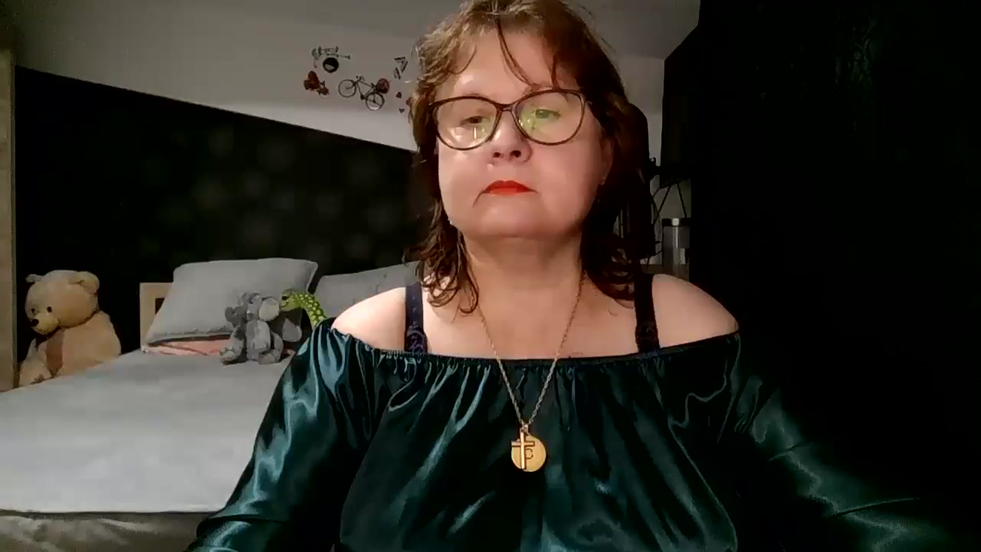 Gallery image thumbnail from autumnlove's myfreecams stream on, 10/23/2025, 22:17 image 15 of 20