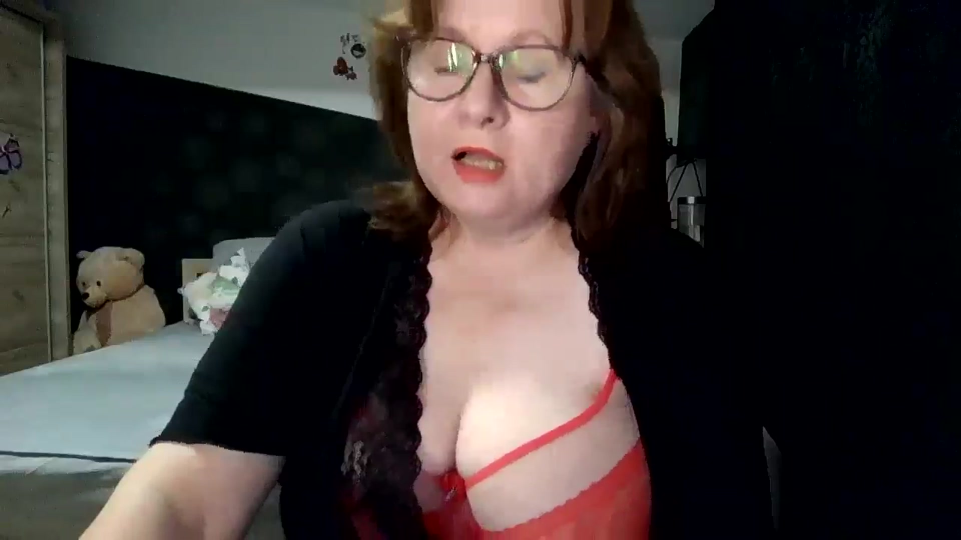 Gallery image thumbnail from autumnlove's myfreecams stream on, 10/25/2025, 16:10 image 4 of 20