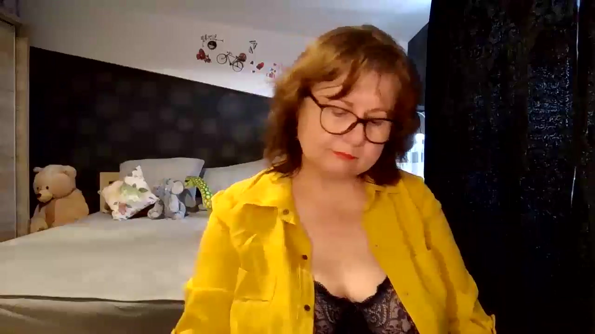 Gallery image thumbnail from autumnlove's myfreecams stream on, 10/26/2025, 13:13 image 18 of 20