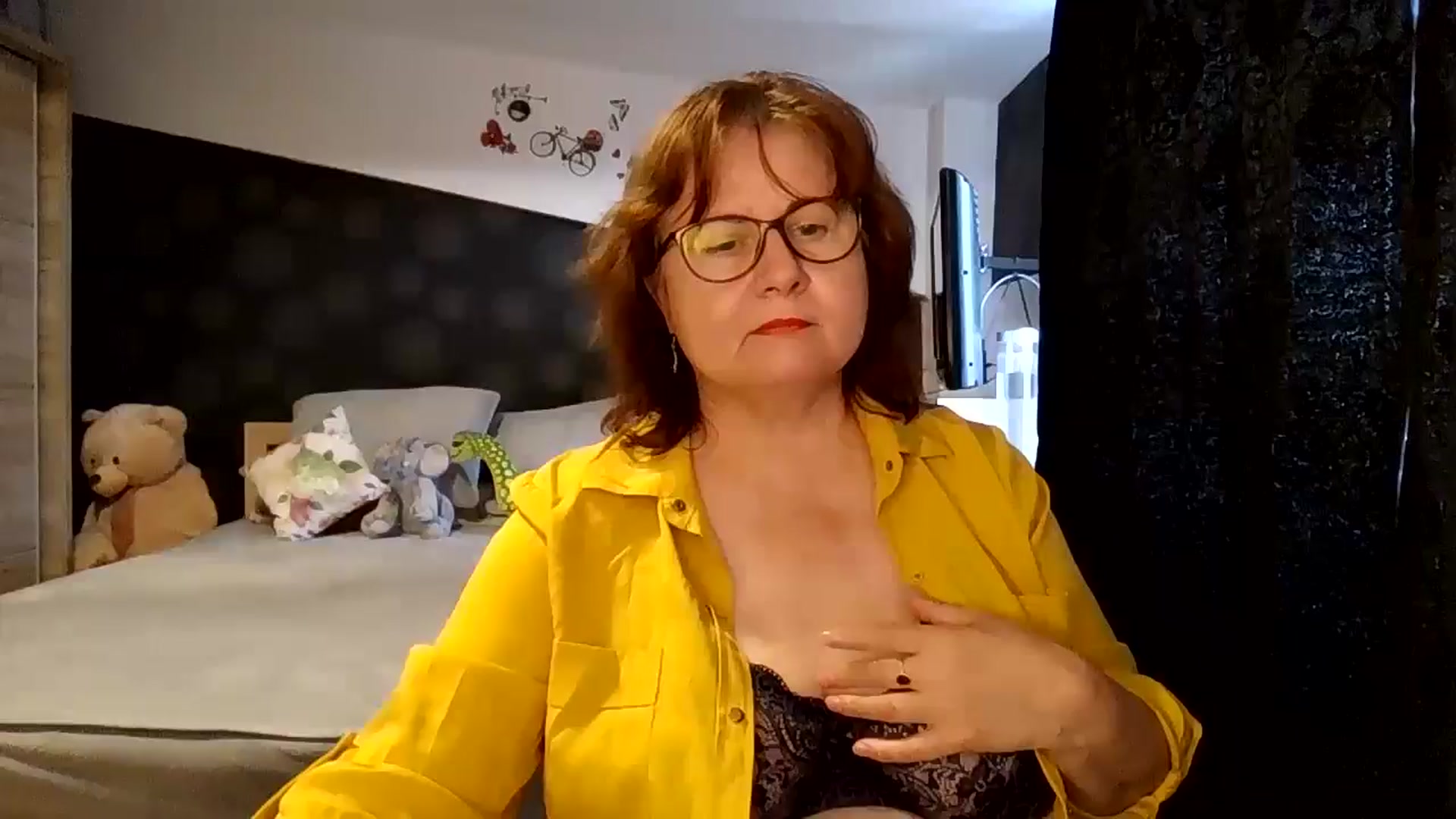 Gallery image thumbnail from autumnlove's myfreecams stream on, 10/26/2025, 13:13 image 20 of 20