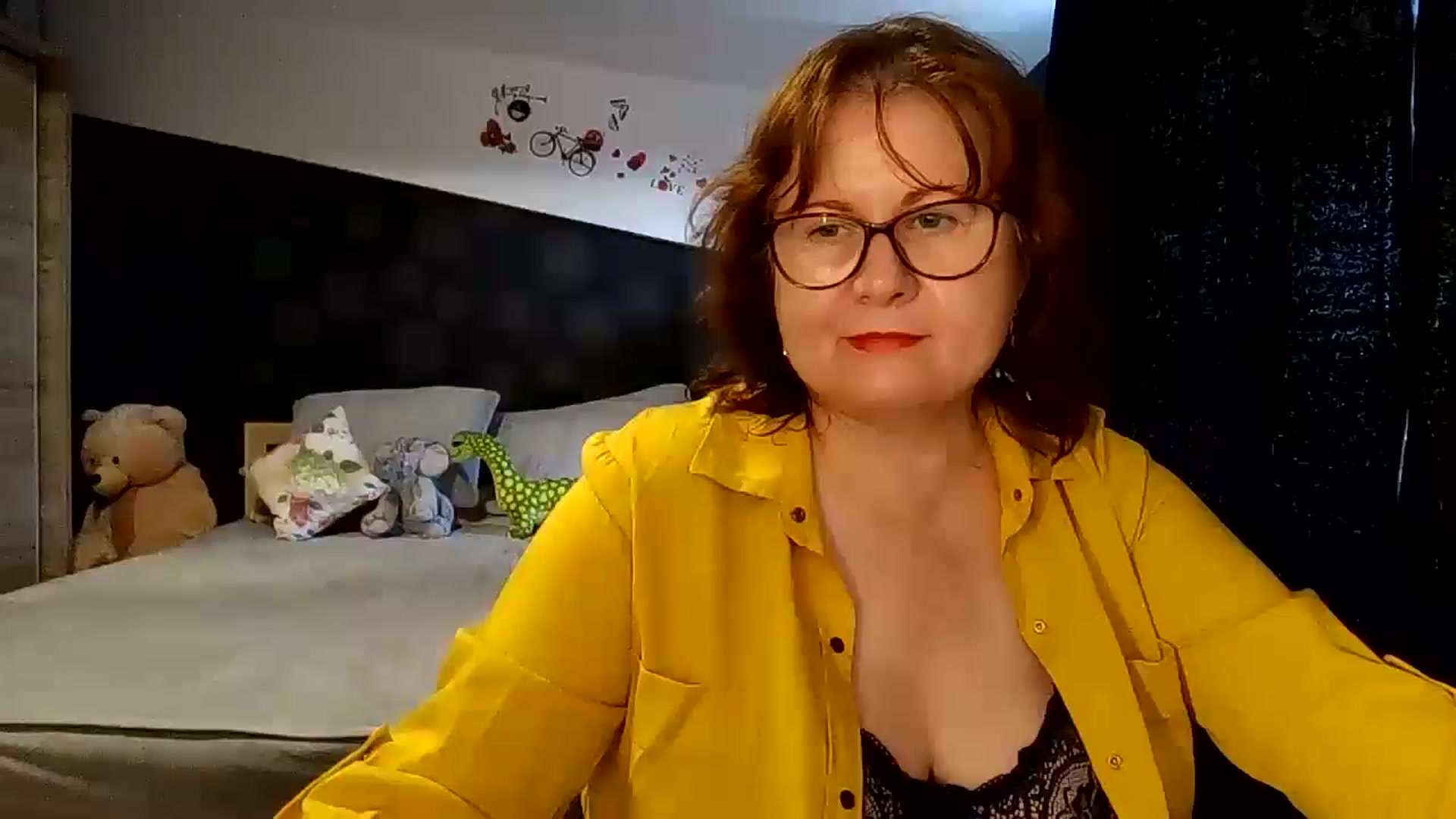 Gallery image thumbnail from autumnlove's myfreecams stream on, 10/26/2025, 13:13 image 14 of 20