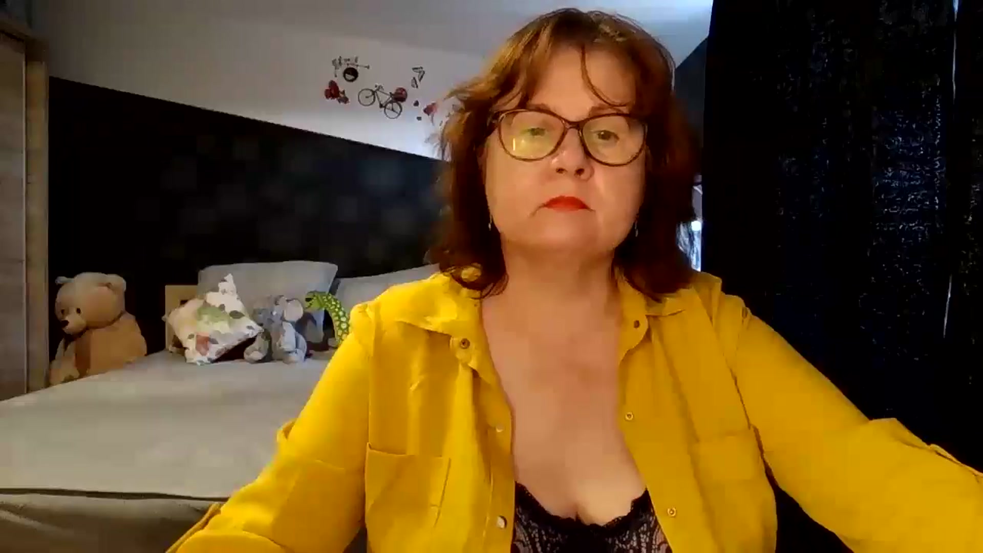 Gallery image thumbnail from autumnlove's myfreecams stream on, 10/26/2025, 13:13 image 3 of 20