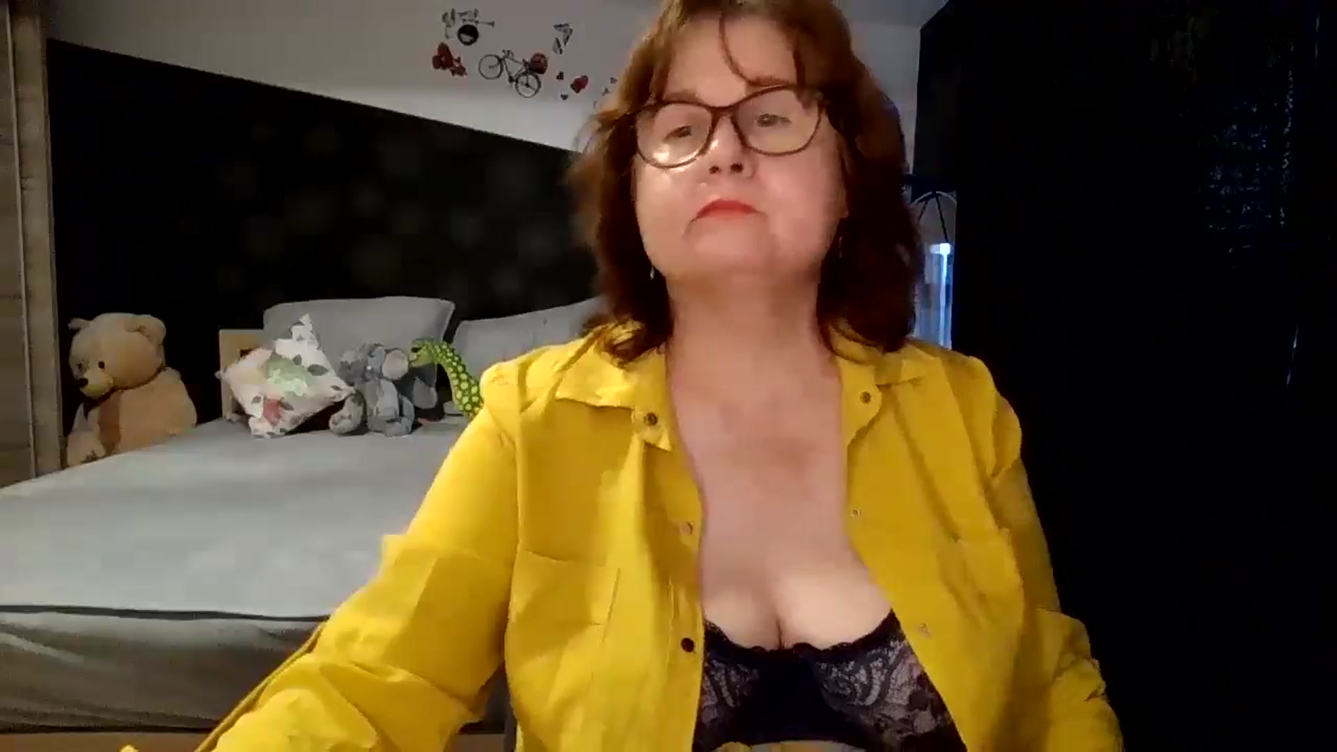 Gallery image thumbnail from autumnlove's myfreecams stream on, 10/26/2025, 14:51 image 17 of 20
