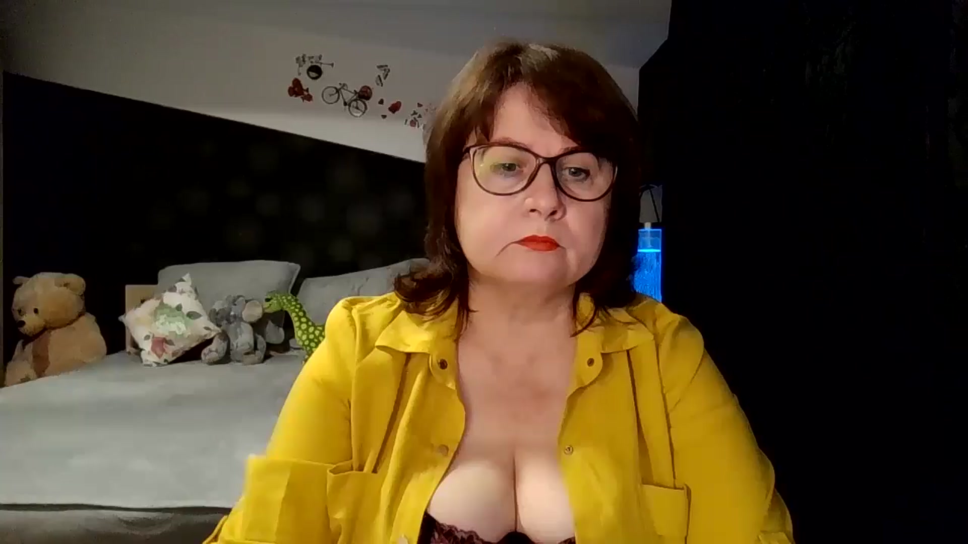 Gallery image thumbnail from autumnlove's myfreecams stream on, 11/07/2025, 18:35 image 7 of 20