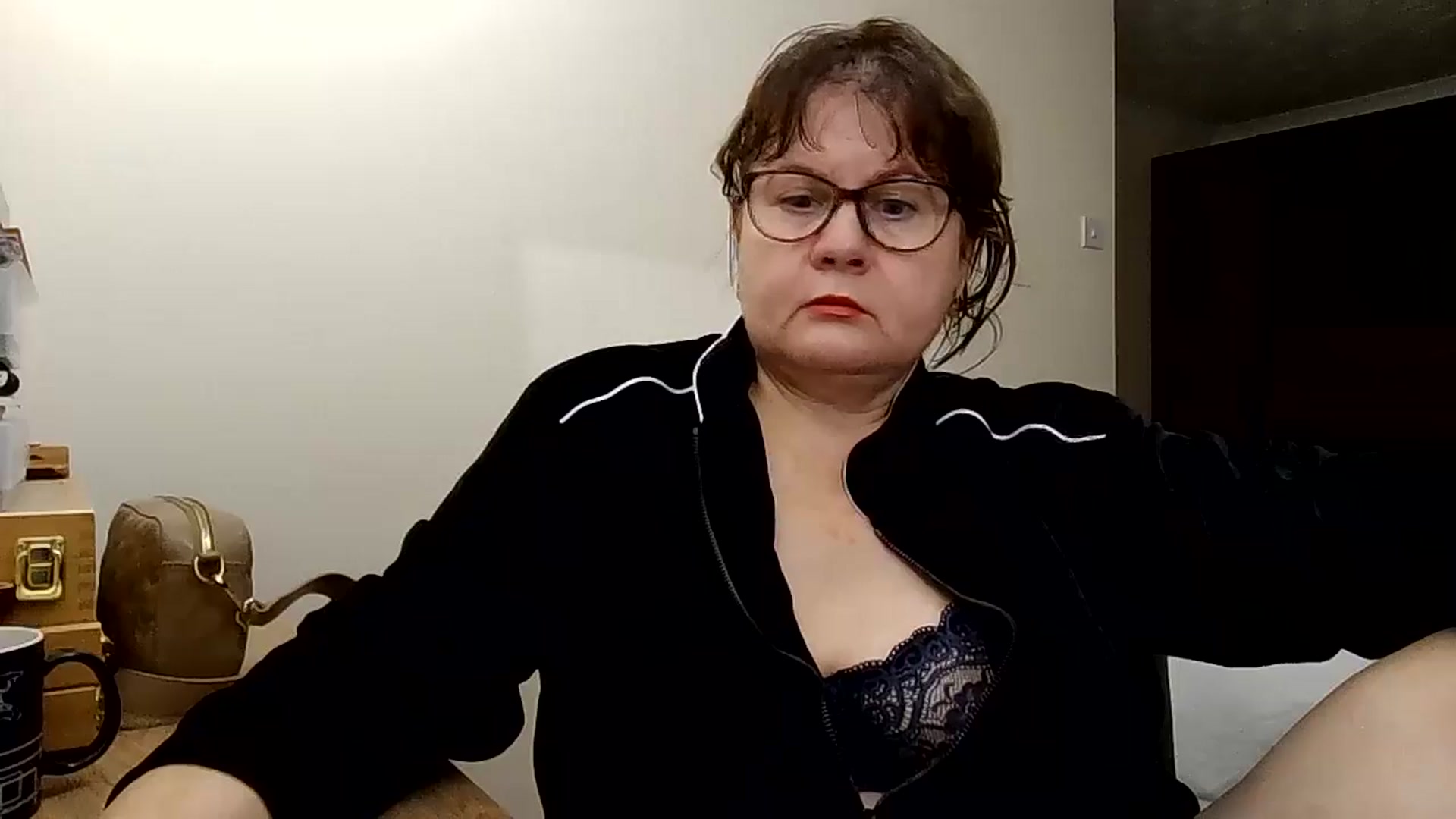 Gallery image thumbnail from autumnlove's myfreecams stream on, 11/14/2025, 19:37 image 14 of 20