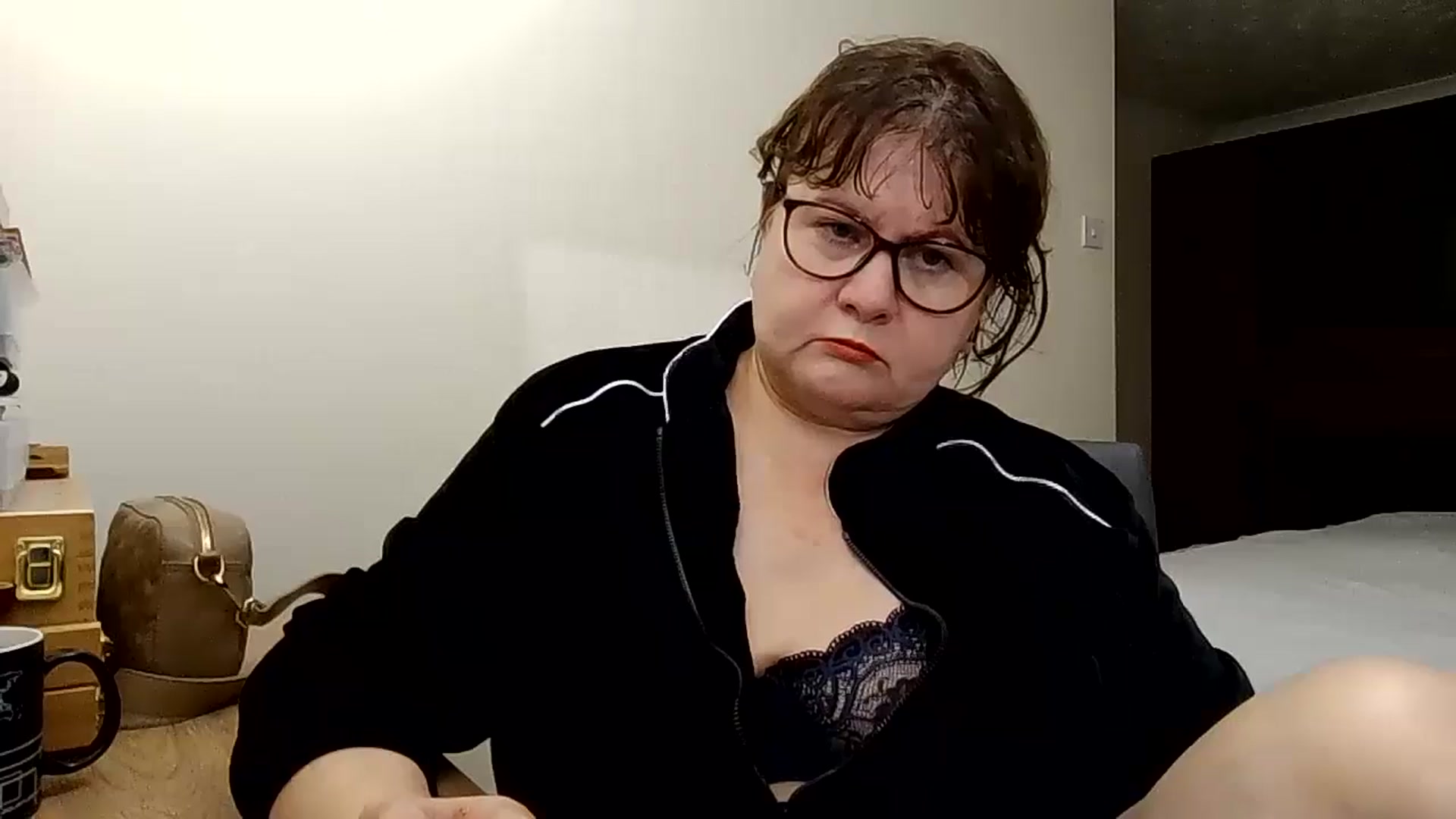 Gallery image thumbnail from autumnlove's myfreecams stream on, 11/14/2025, 19:37 image 15 of 20