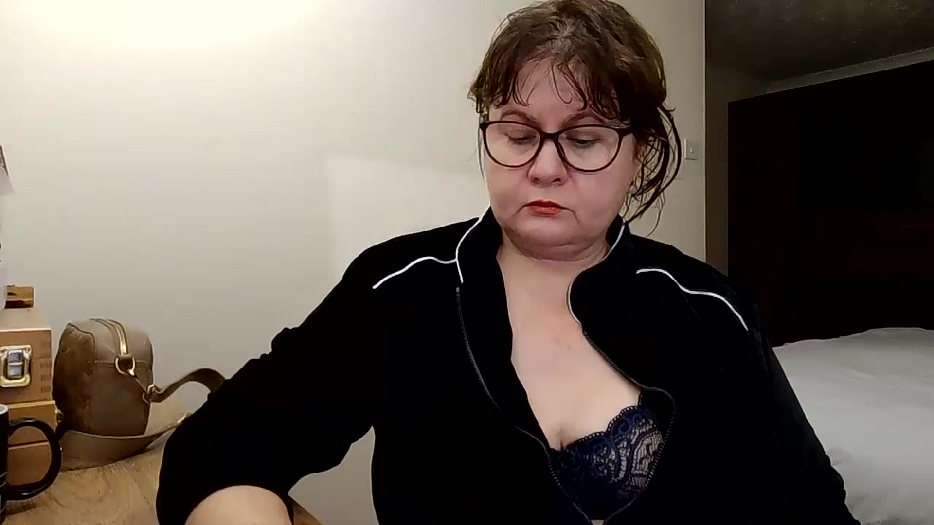 Gallery image thumbnail from autumnlove's myfreecams stream on, 11/14/2025, 19:37 image 6 of 20