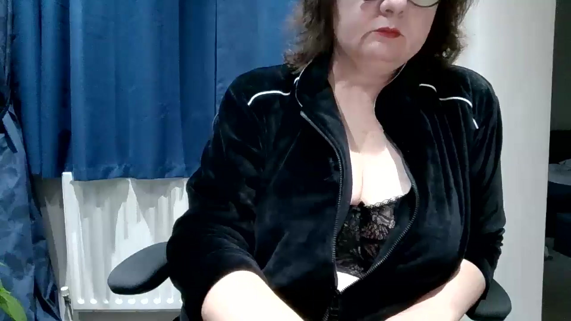 Gallery image thumbnail from autumnlove's myfreecams stream on, 11/23/2025, 16:18 image 13 of 20