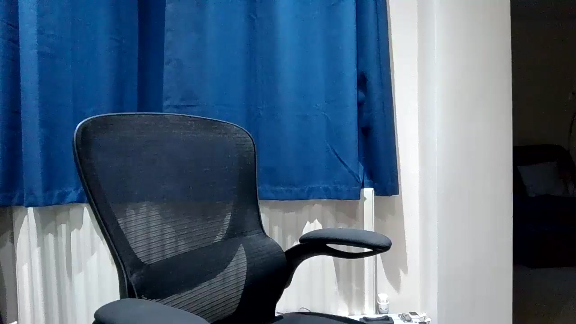 Gallery image thumbnail from autumnlove's myfreecams stream on, 12/07/2025, 16:31 image 8 of 20