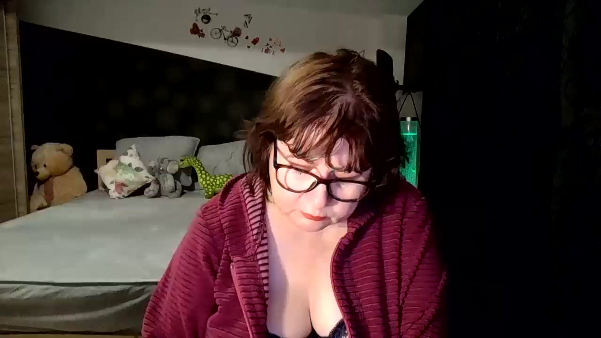 Gallery image thumbnail from autumnlove's myfreecams stream on, 12/20/2025, 20:18 image 1 of 20