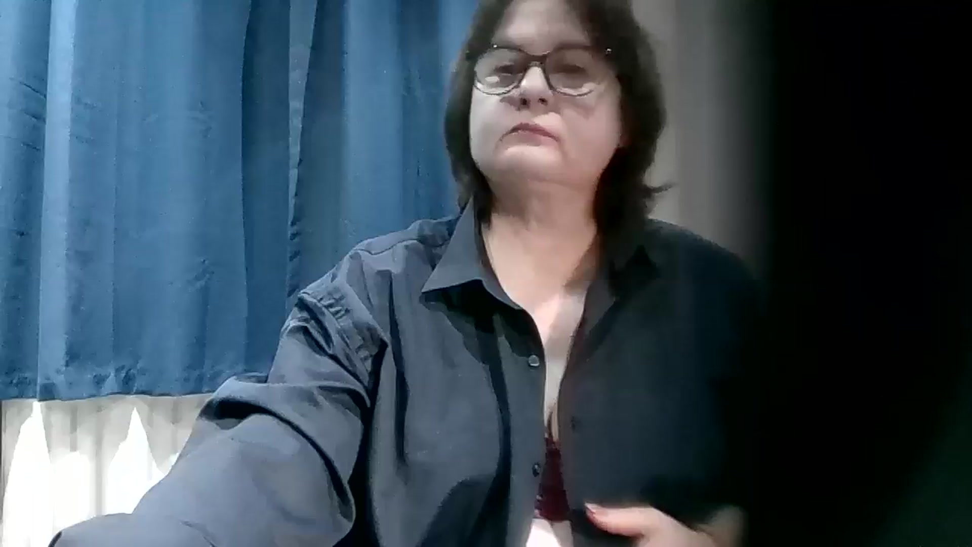 Gallery image thumbnail from autumnlove's myfreecams stream on, 12/28/2025, 16:11 image 3 of 20