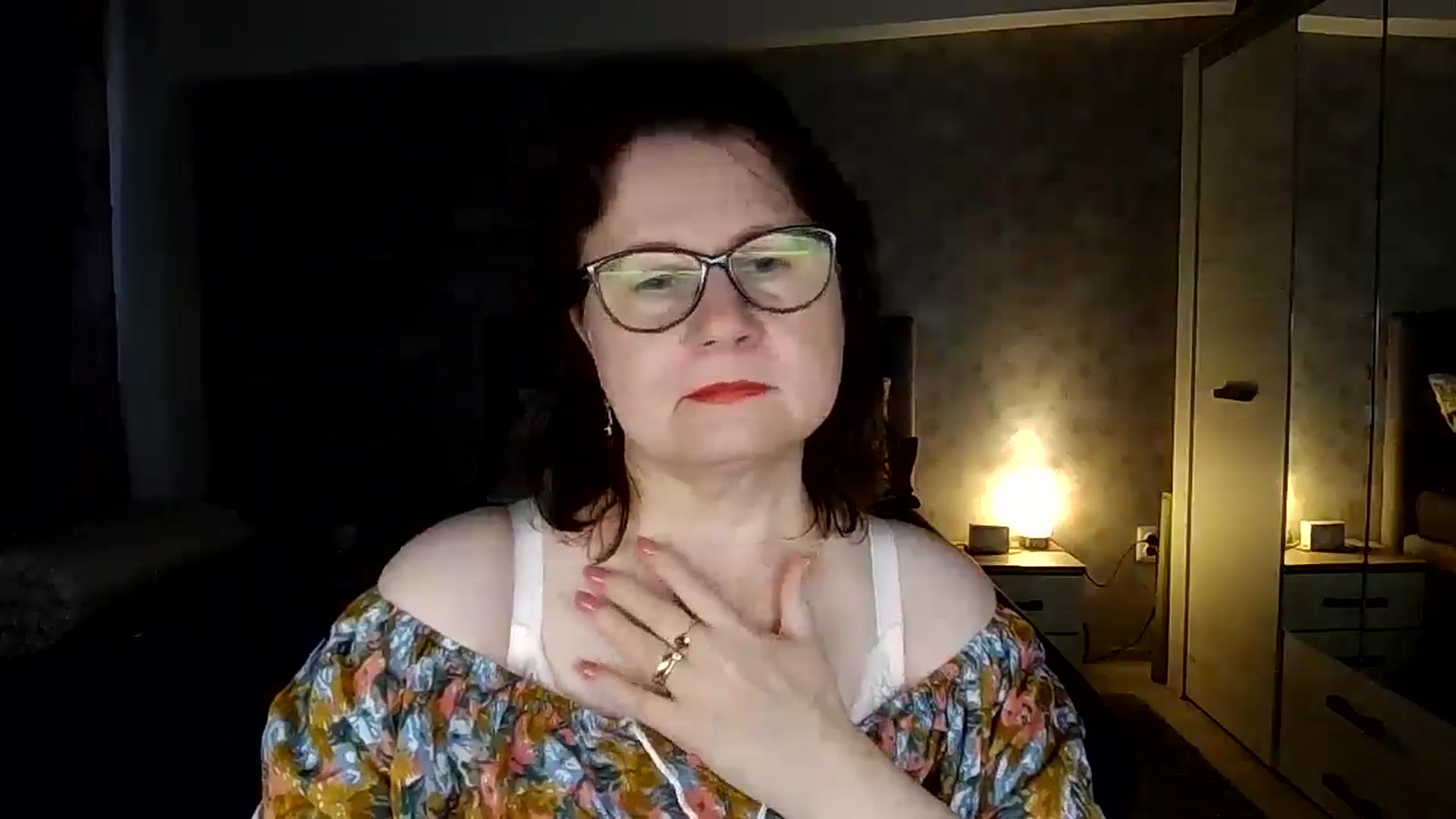 Gallery image thumbnail from autumnlove's myfreecams stream on, 04/18/2026, 14:44 image 9 of 20