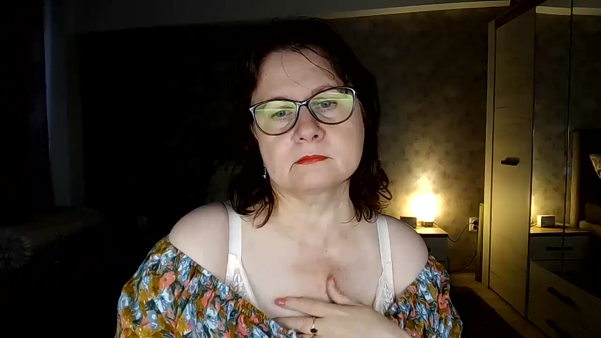 Gallery image thumbnail from autumnlove's myfreecams stream on, 04/18/2026, 14:44 image 7 of 20