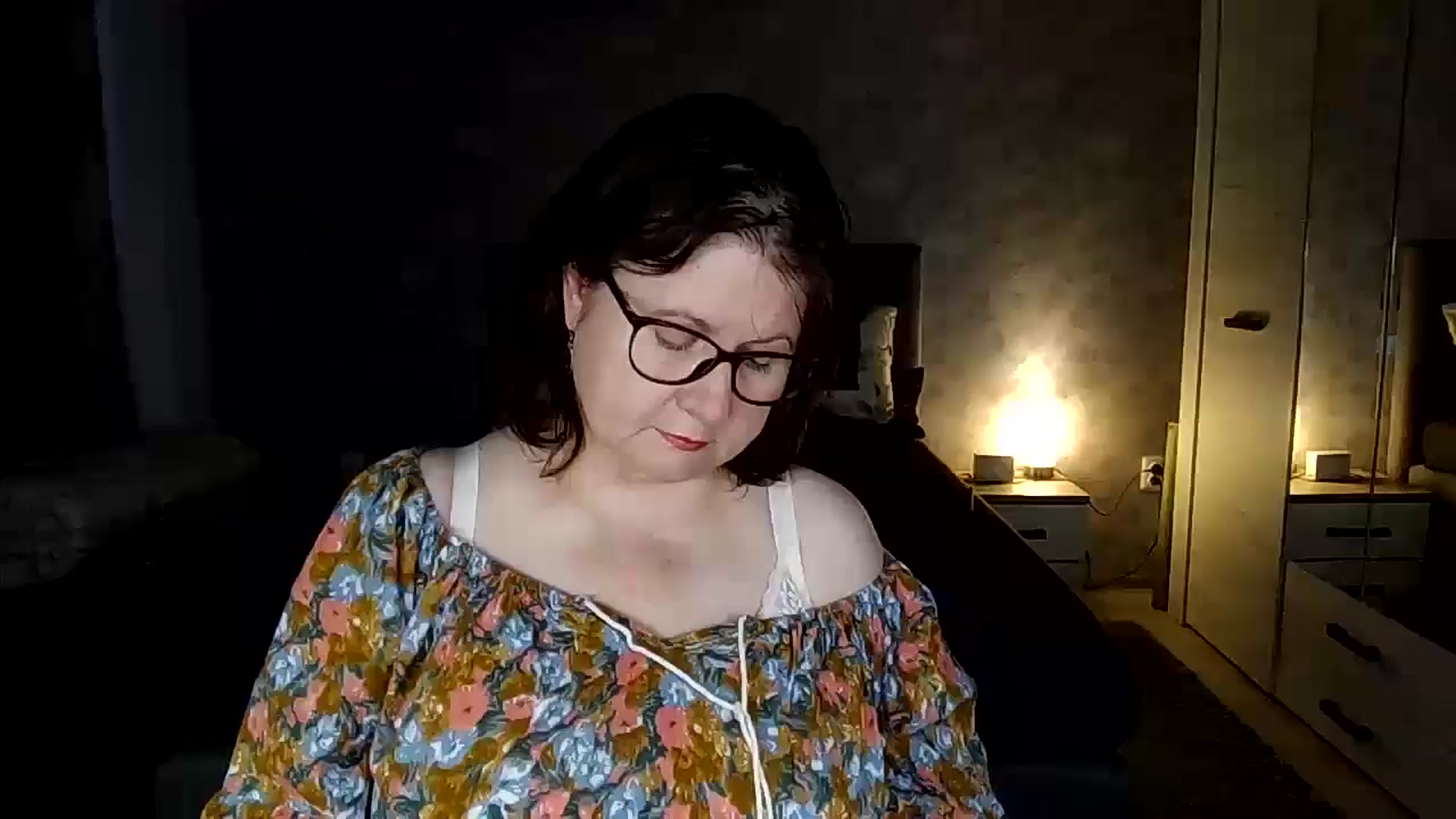 Gallery image thumbnail from autumnlove's myfreecams stream on, 04/18/2026, 14:44 image 17 of 20