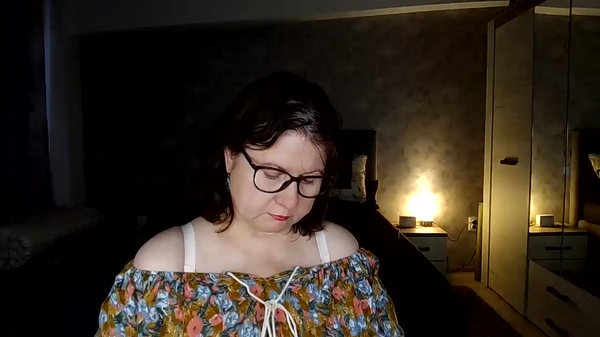 Gallery image thumbnail from autumnlove's myfreecams stream on, 04/18/2026, 14:44 image 2 of 20