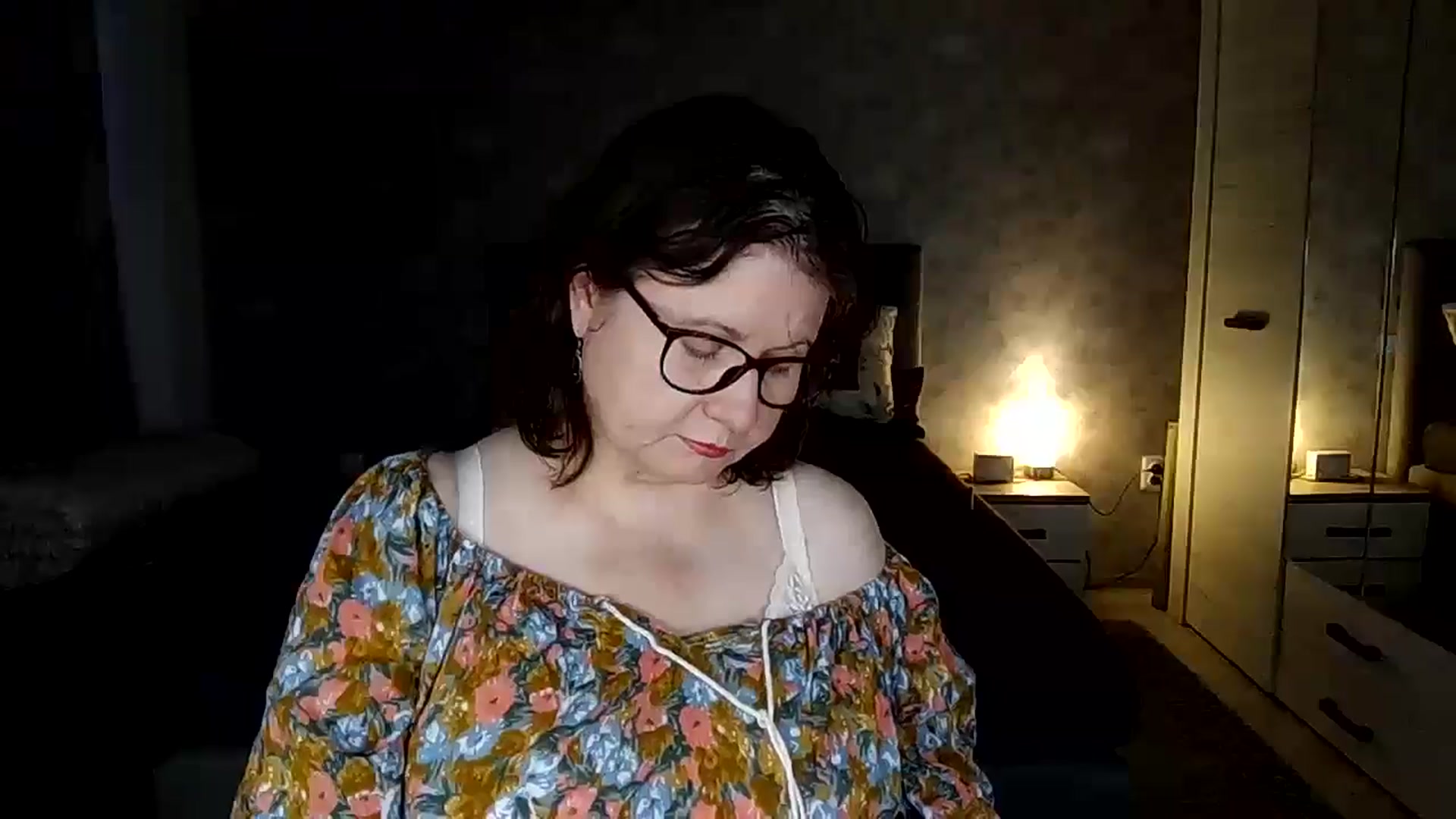 Gallery image thumbnail from autumnlove's myfreecams stream on, 04/18/2026, 14:44 image 18 of 20