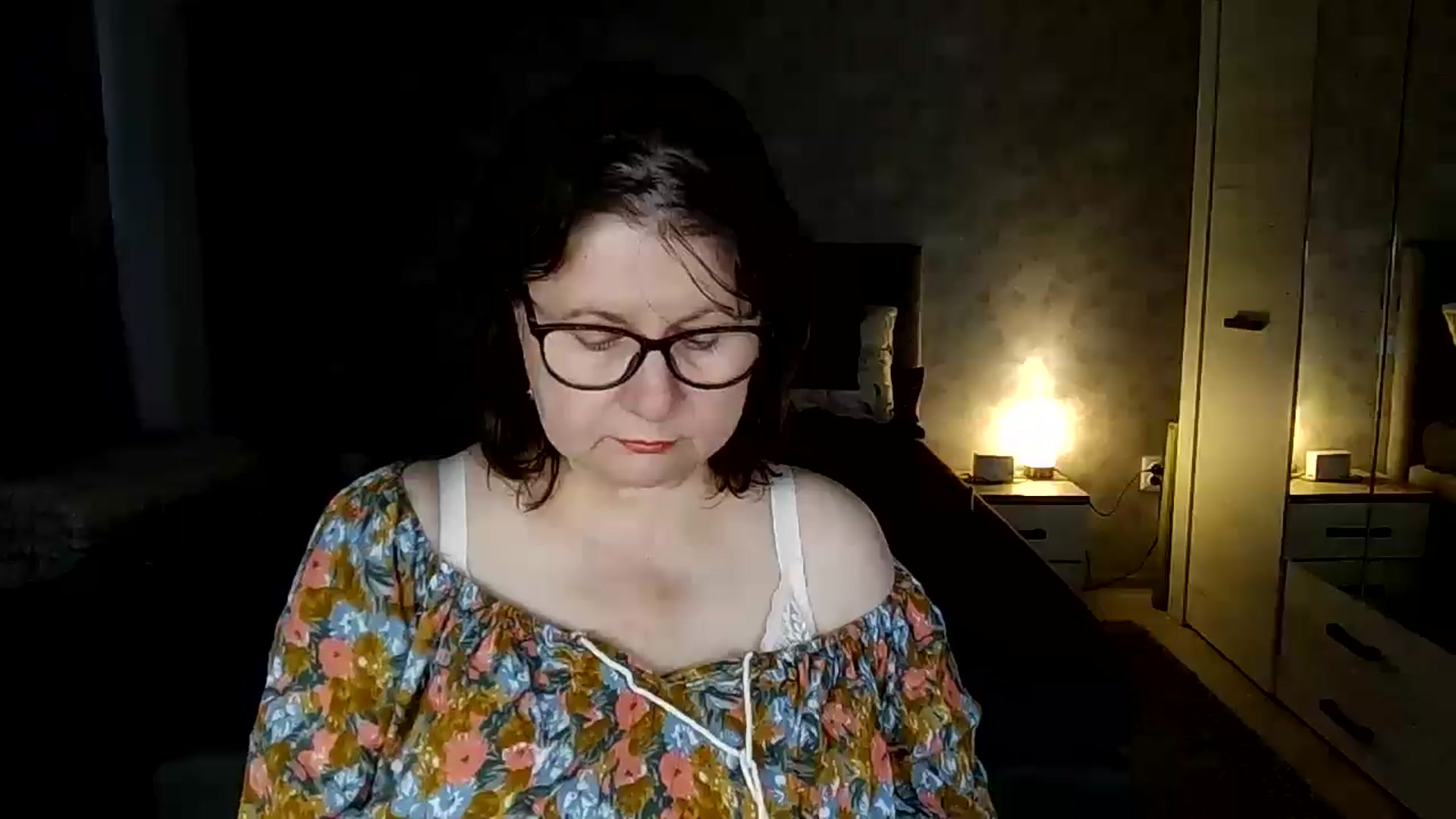 Gallery image thumbnail from autumnlove's myfreecams stream on, 04/18/2026, 14:44 image 16 of 20