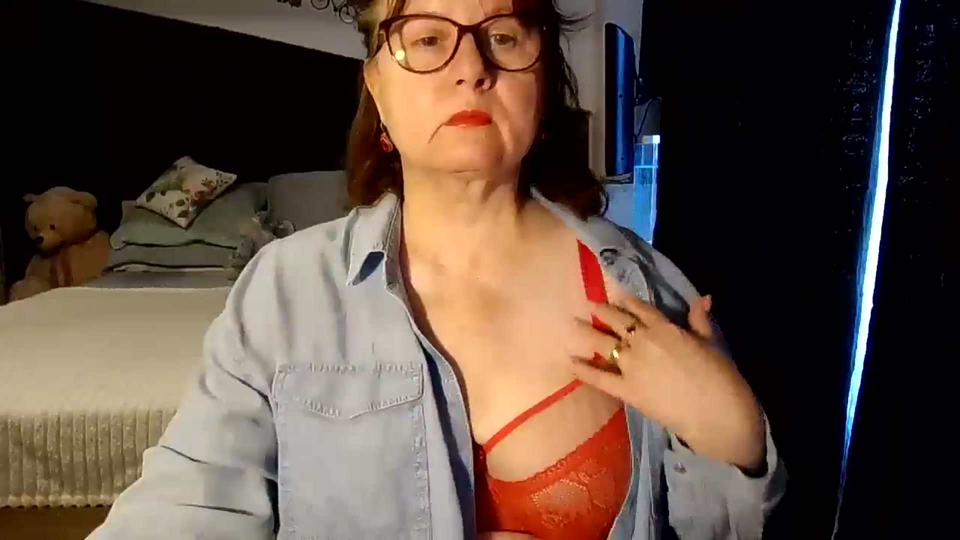 Gallery image thumbnail from autumnlove's myfreecams stream on, 05/04/2026, 15:32 image 18 of 20