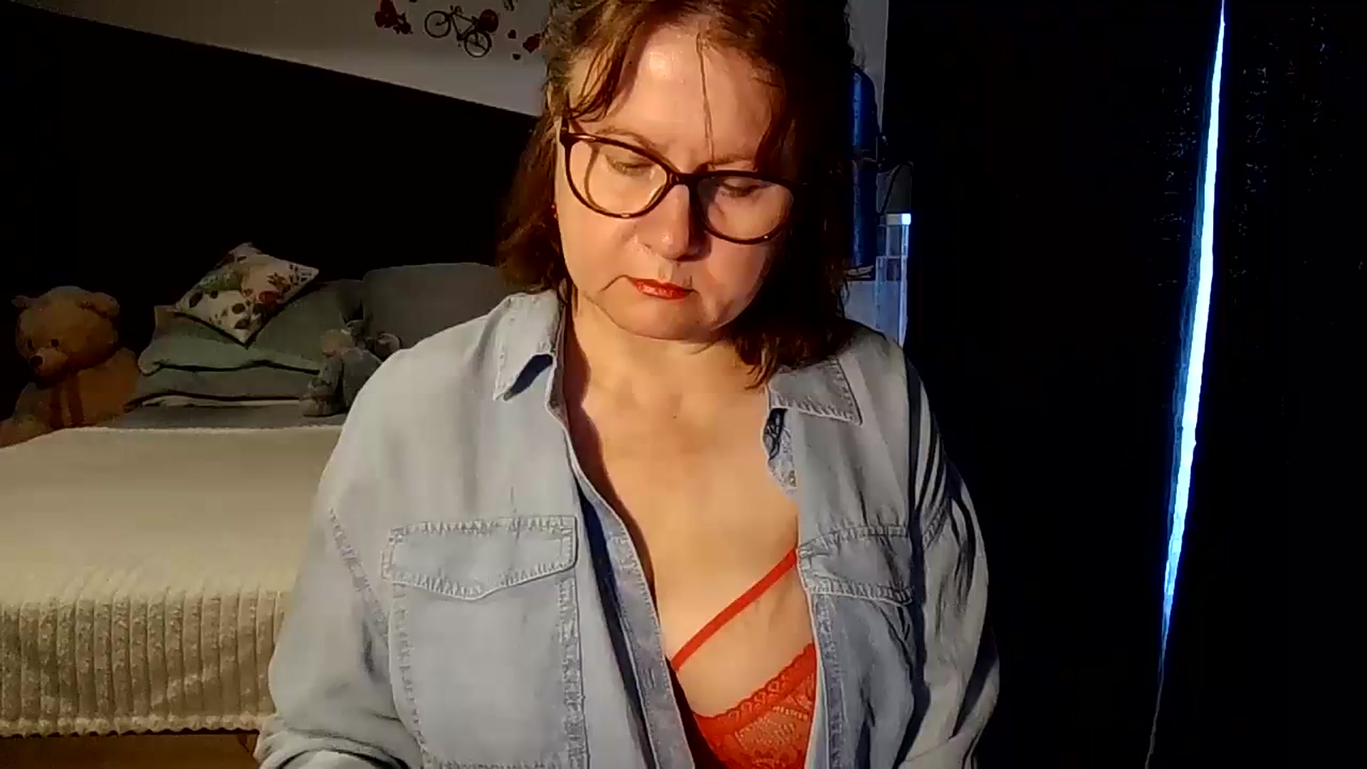 Gallery image thumbnail from autumnlove's myfreecams stream on, 05/04/2026, 16:07 image 2 of 20
