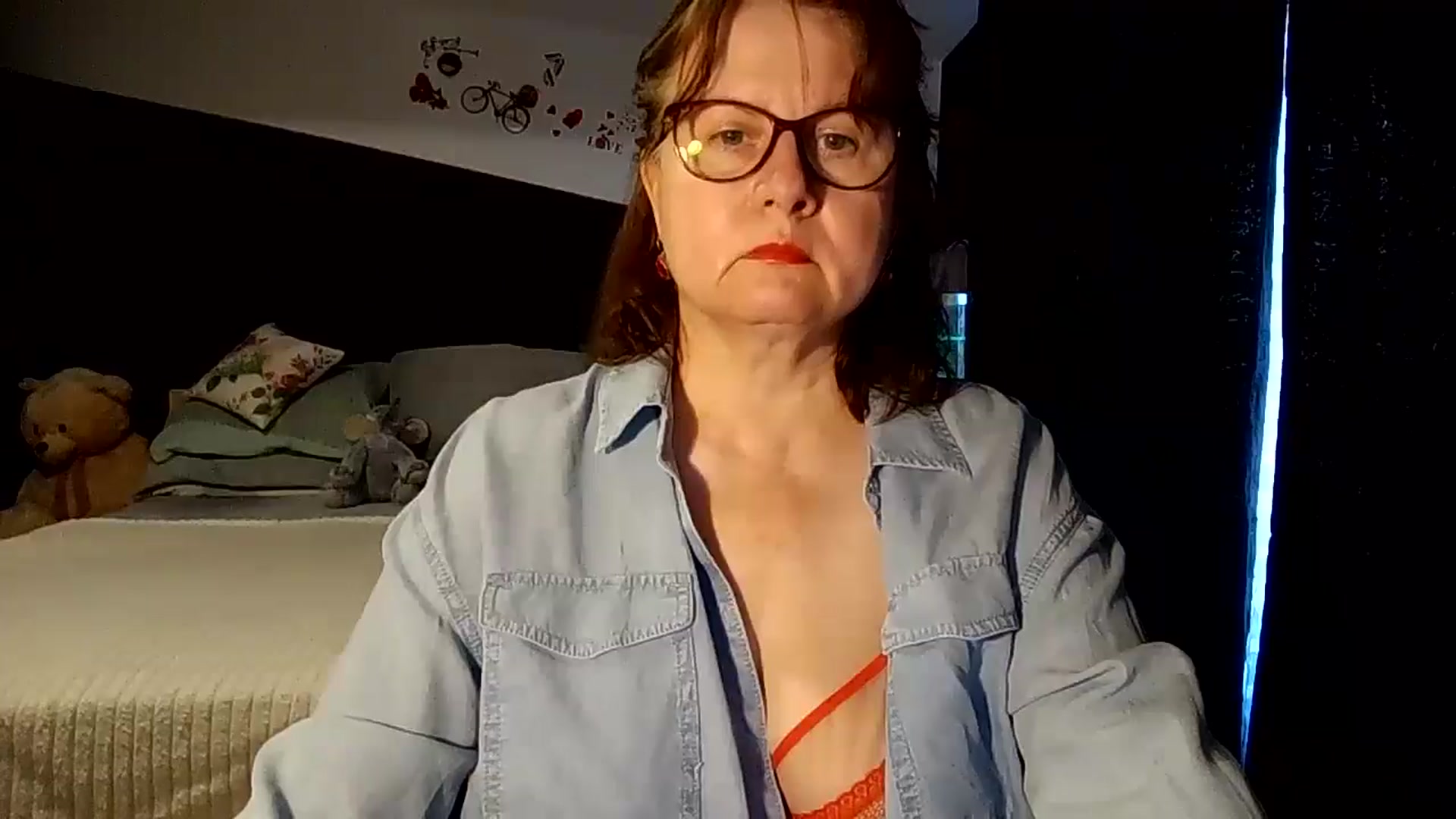 Gallery image thumbnail from autumnlove's myfreecams stream on, 05/04/2026, 16:07 image 18 of 20