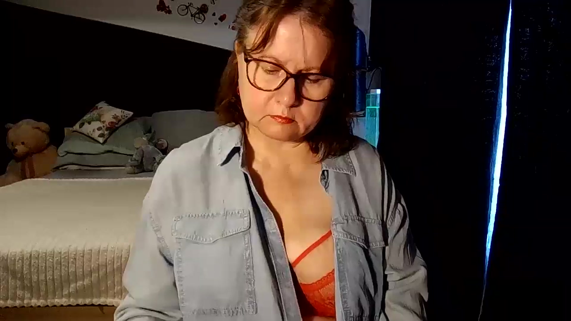 Gallery image thumbnail from autumnlove's myfreecams stream on, 05/04/2026, 16:07 image 10 of 20