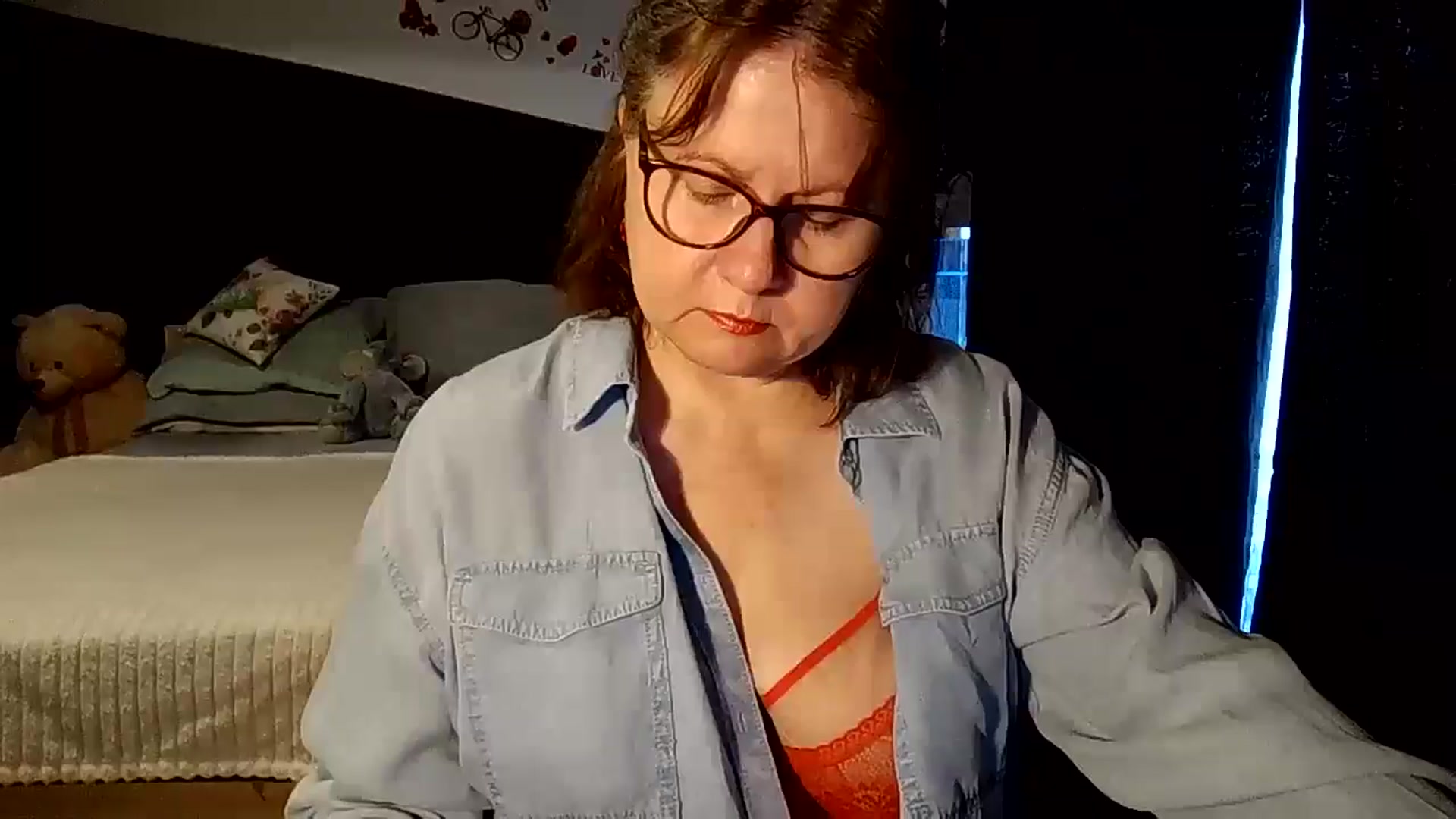 Gallery image thumbnail from autumnlove's myfreecams stream on, 05/04/2026, 16:07 image 5 of 20