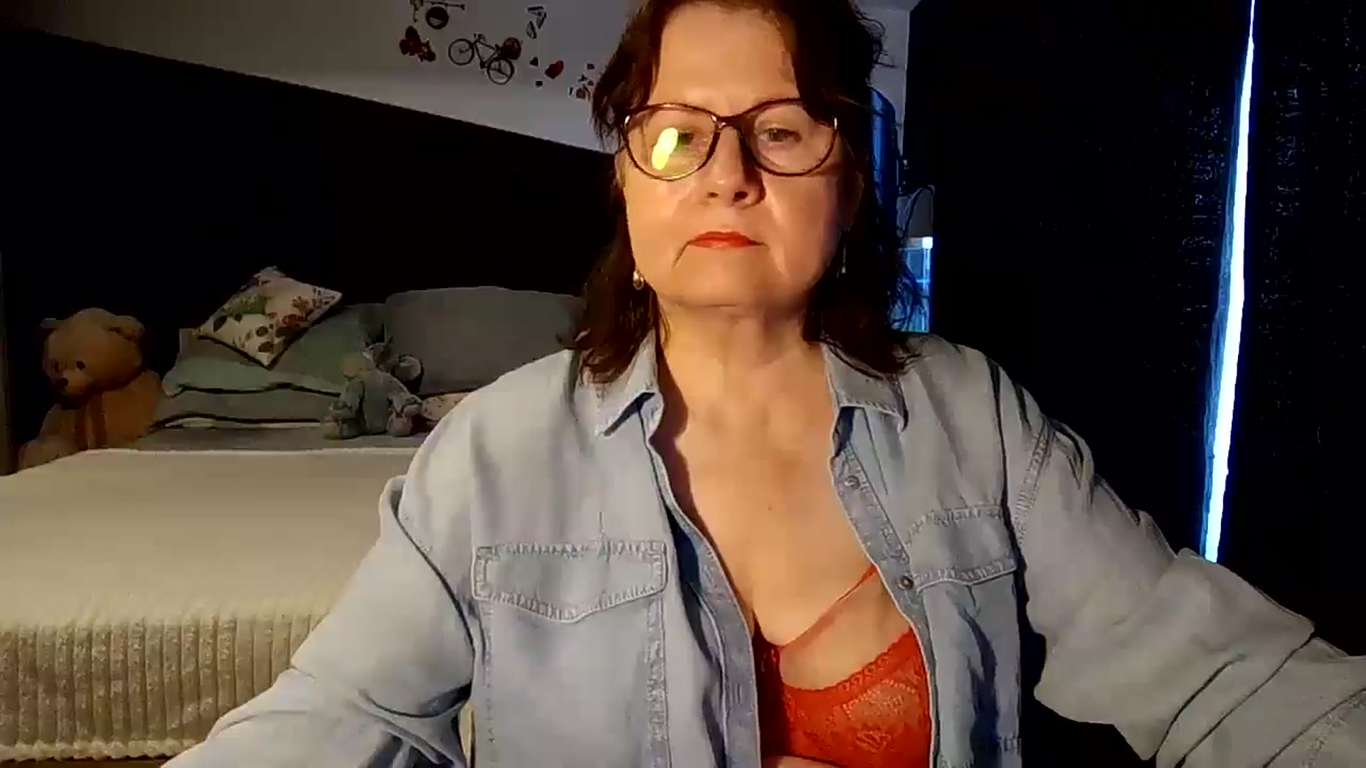 Gallery image thumbnail from autumnlove's myfreecams stream on, 05/05/2026, 15:18 image 7 of 20