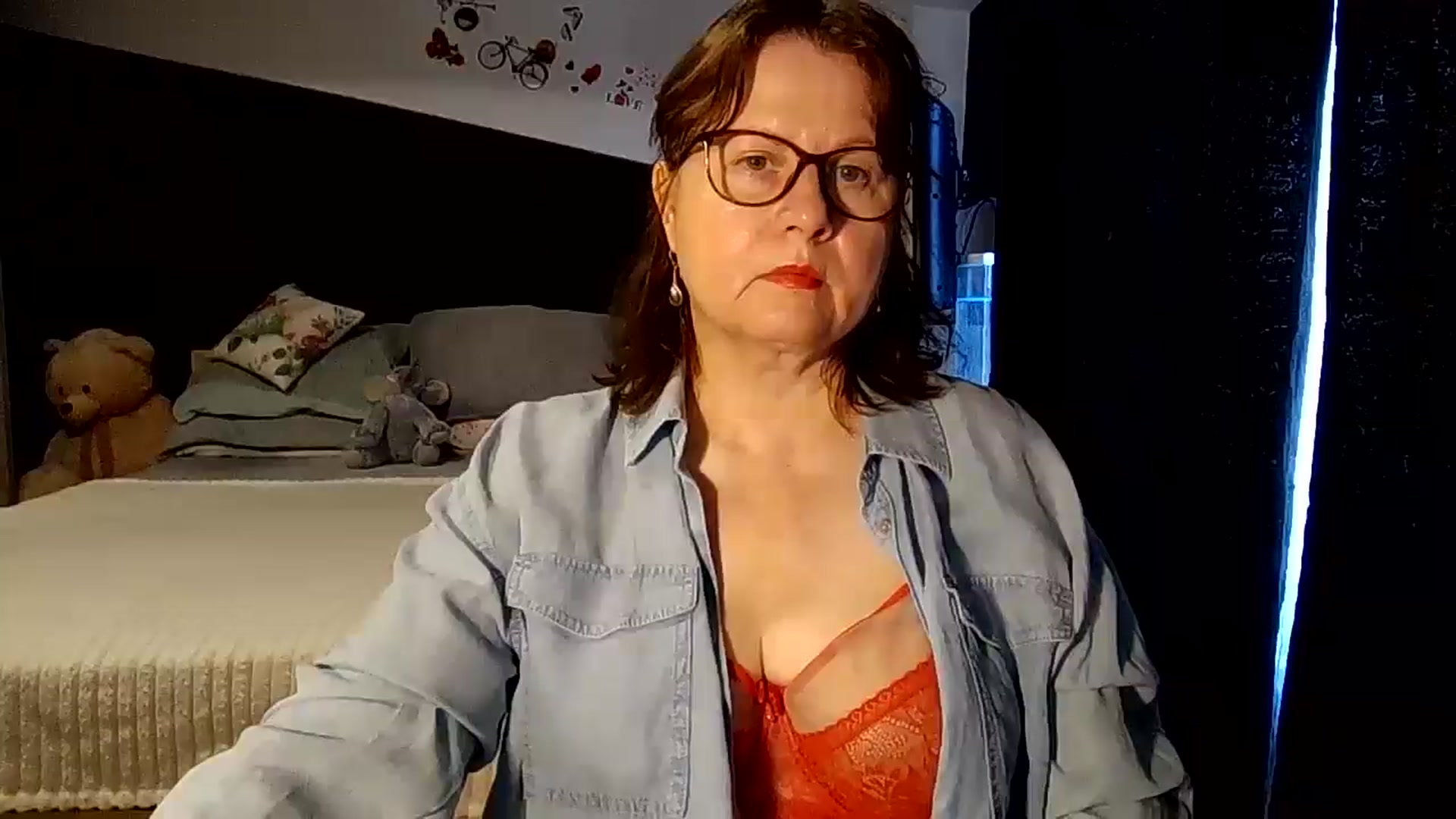 Gallery image thumbnail from autumnlove's myfreecams stream on, 05/05/2026, 15:18 image 16 of 20